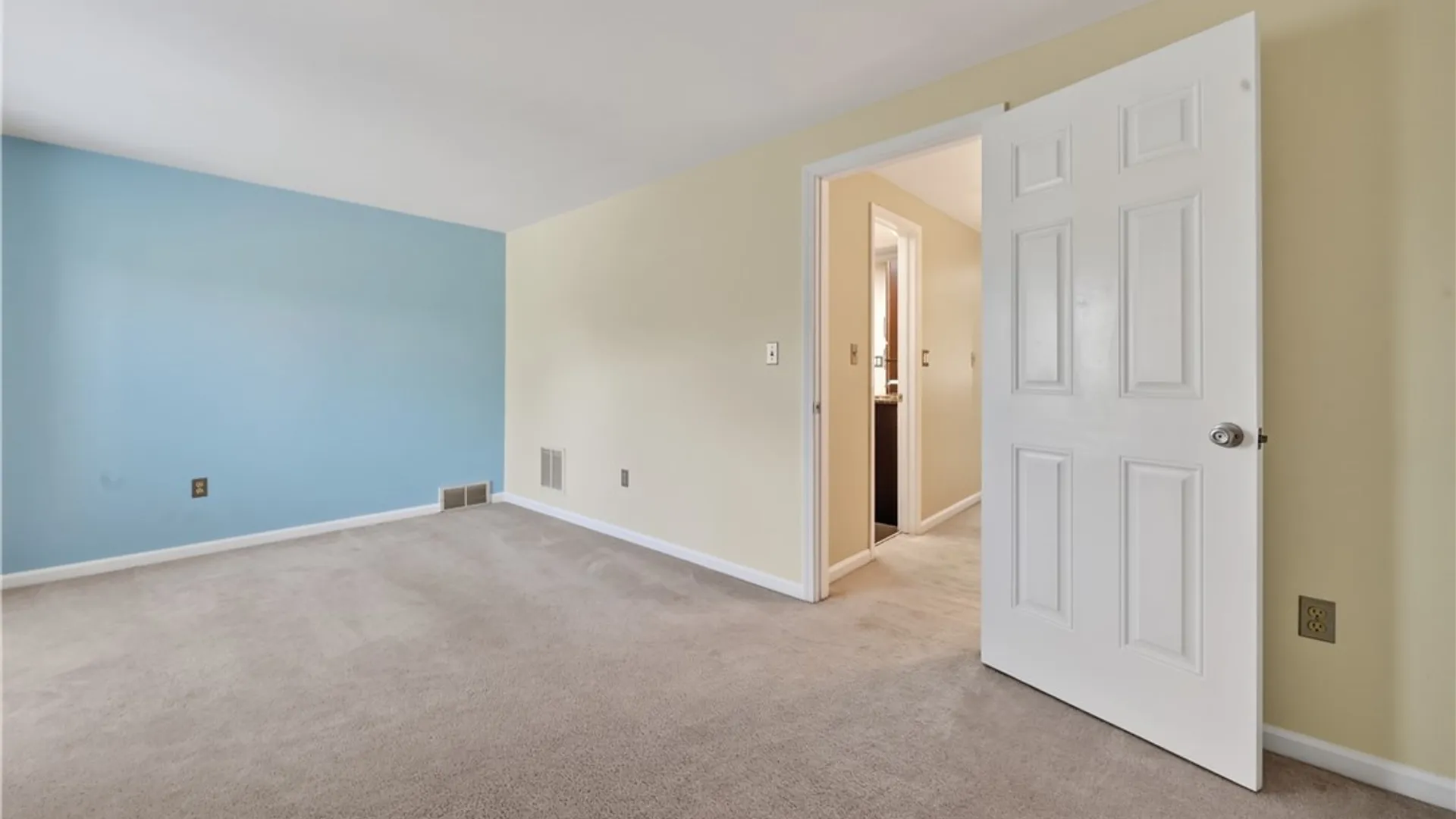 Property at 8253 Boatwatch Drive, Clay, NY 13027 30