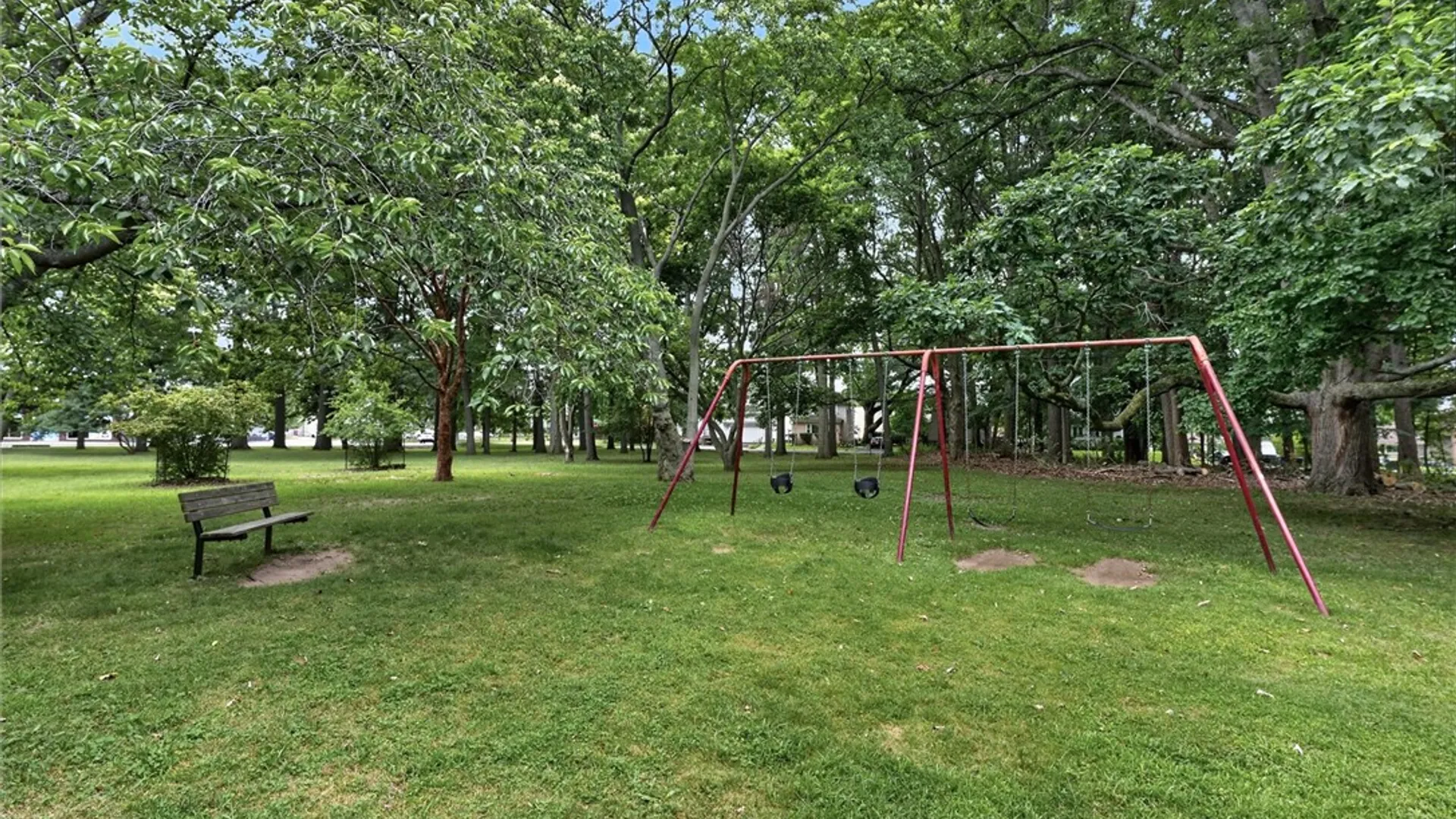 Property at 77 Bayton Drive, Irondequoit, NY 14622 34
