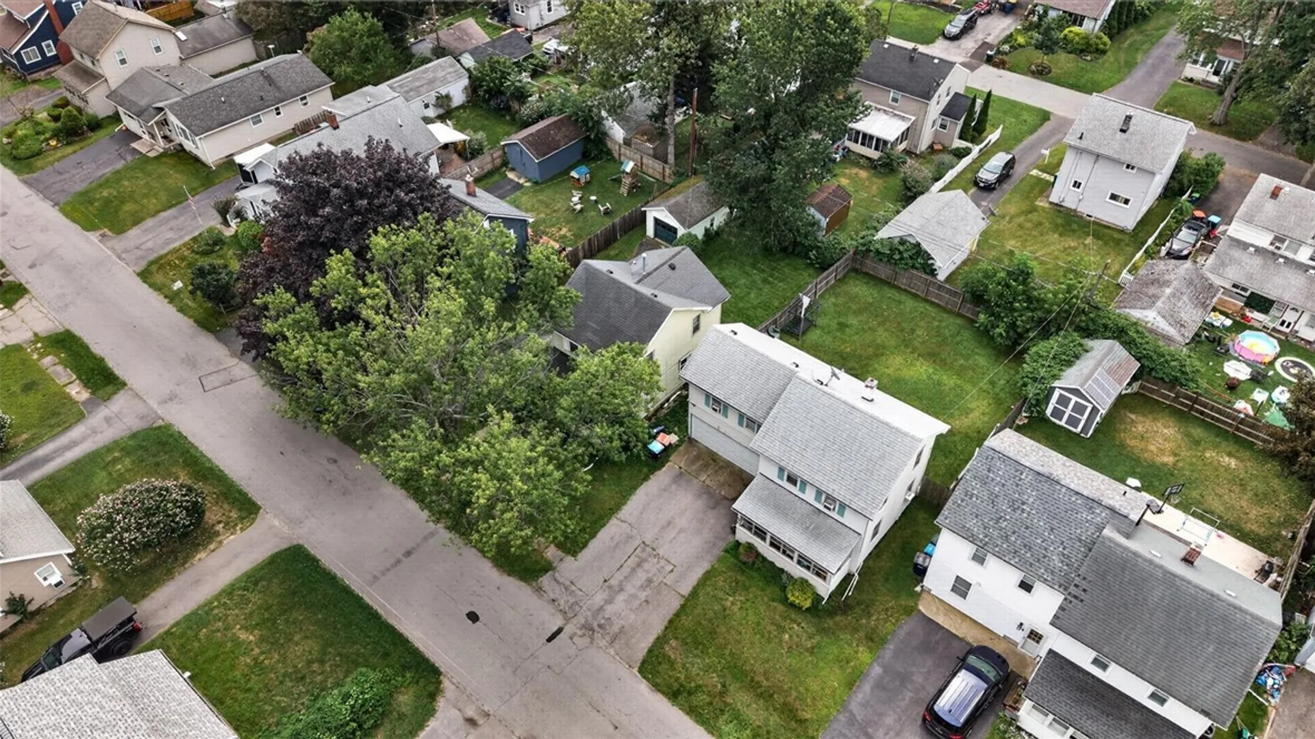 Property at 77 Bayton Drive, Irondequoit, NY 14622 37