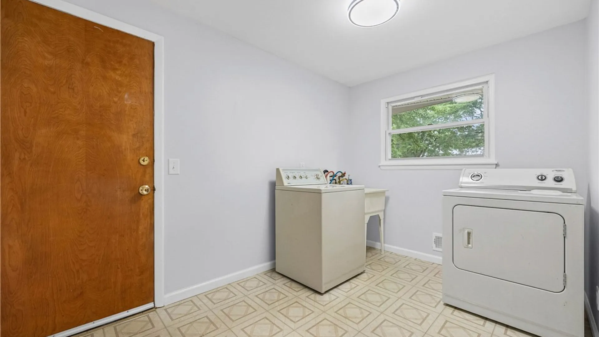 Property at 105 Green Clover Drive, Henrietta, NY 14467 18