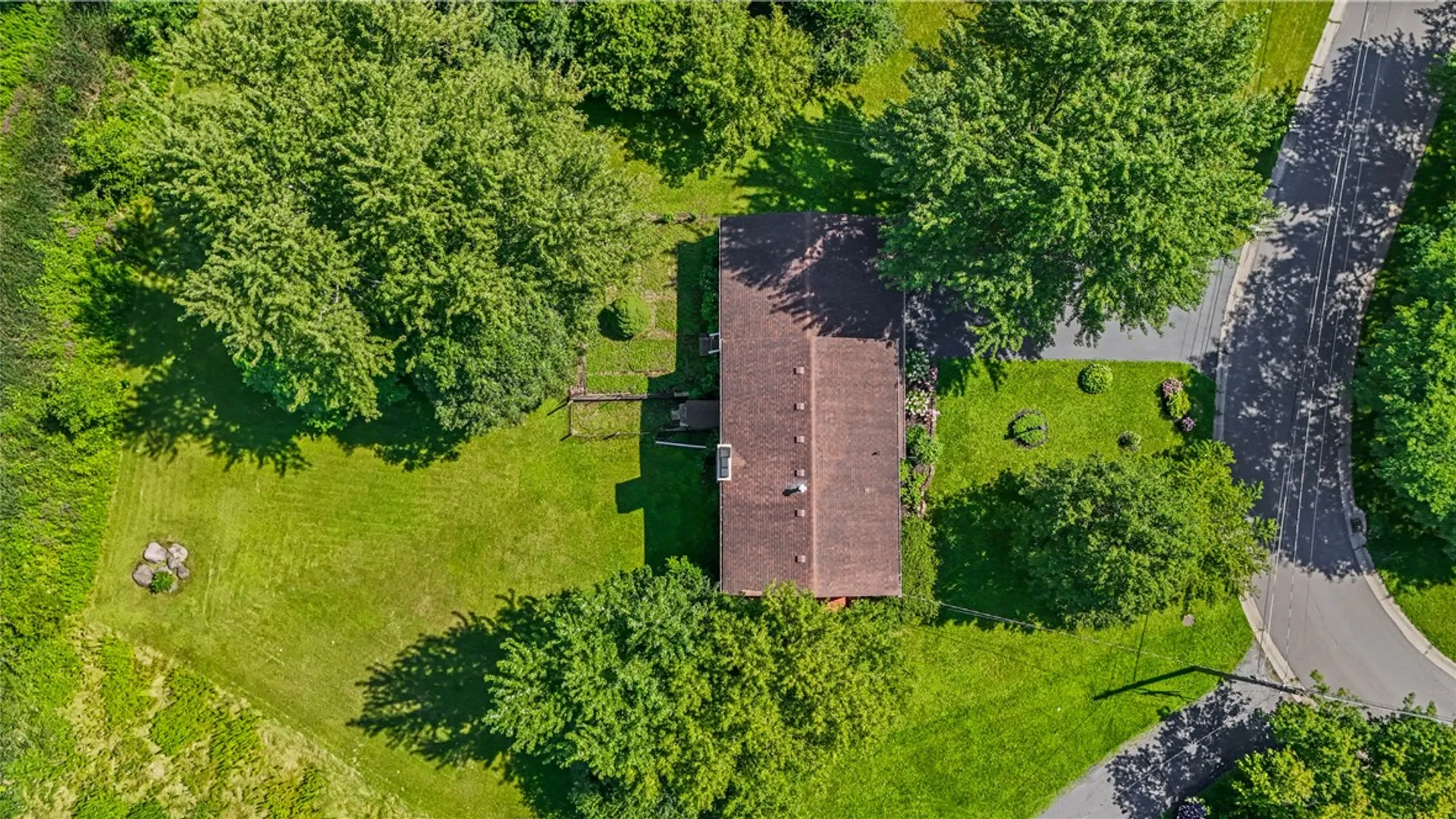 Property at 105 Green Clover Drive, Henrietta, NY 14467 43