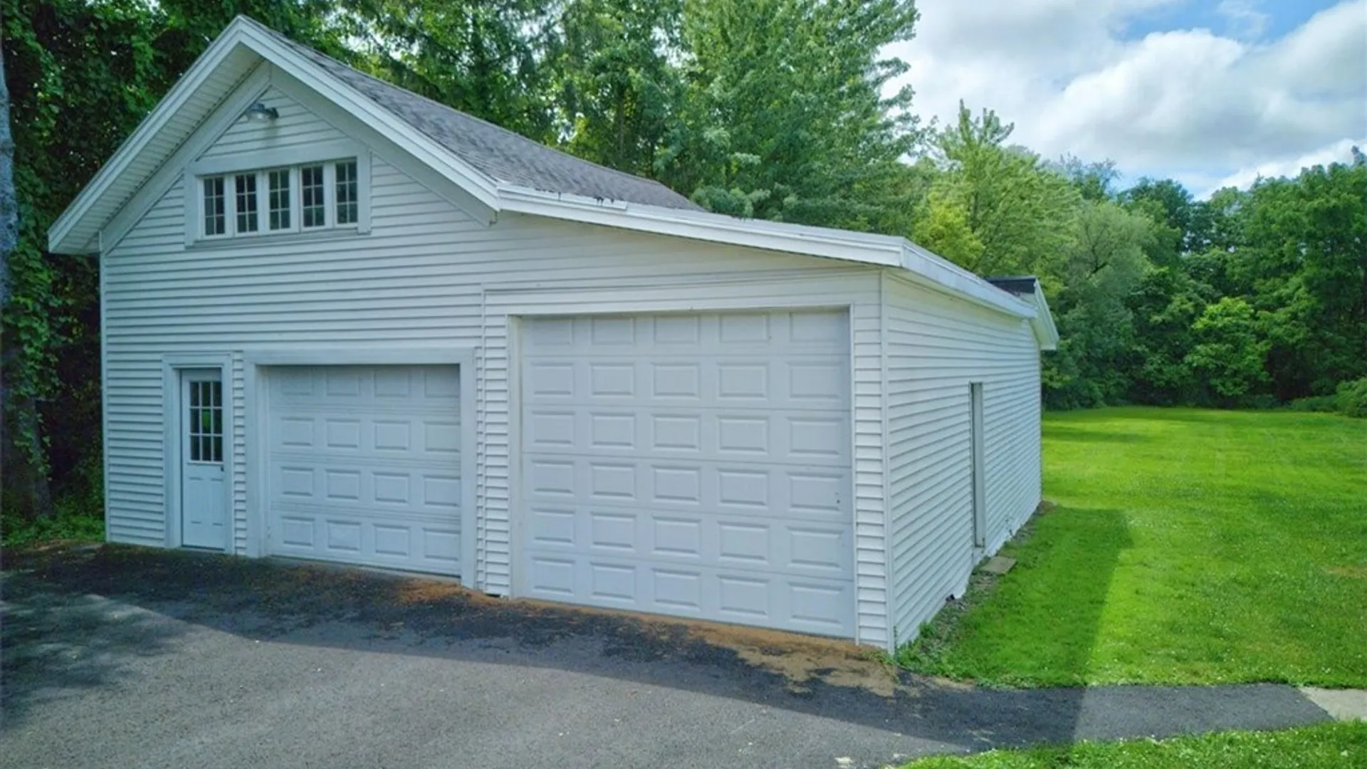 Property at 6007 Auburn Street, Wolcott, NY 14590 5