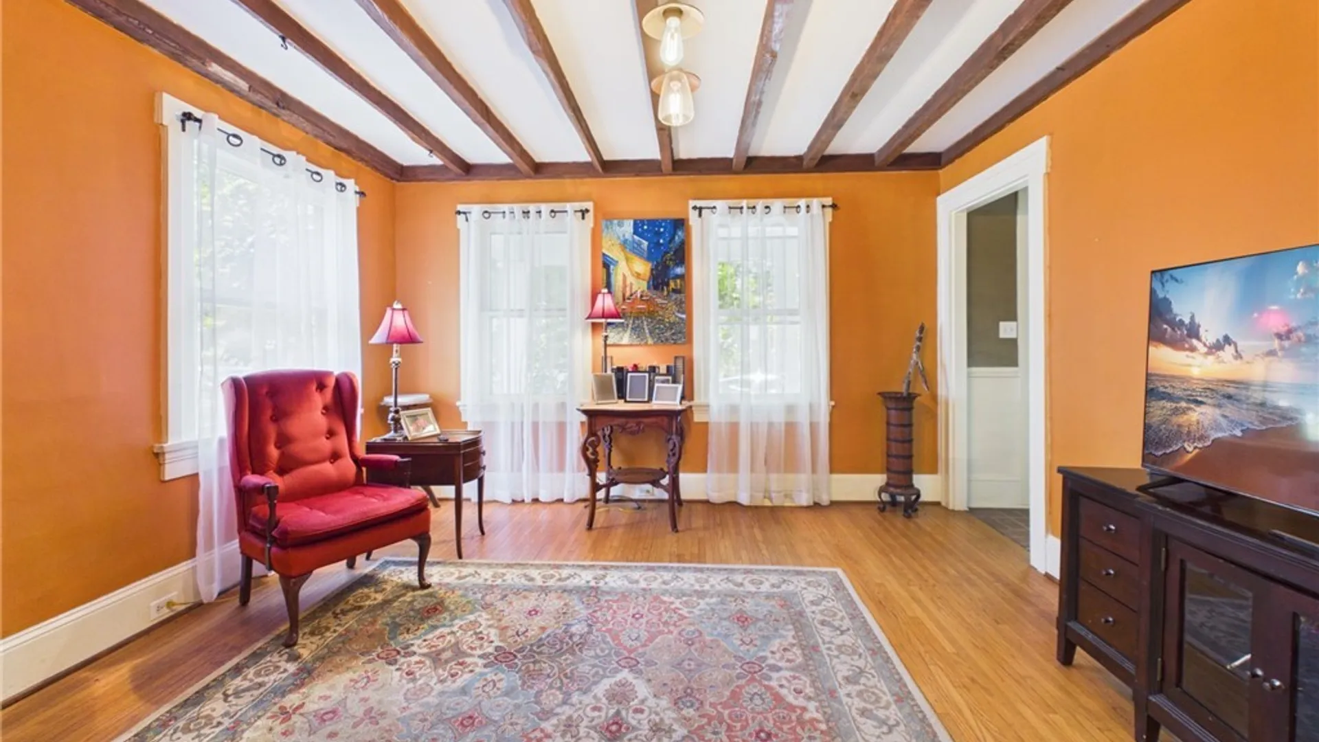 Property at 33 N Ellicott Street, Amherst, NY 14221 14