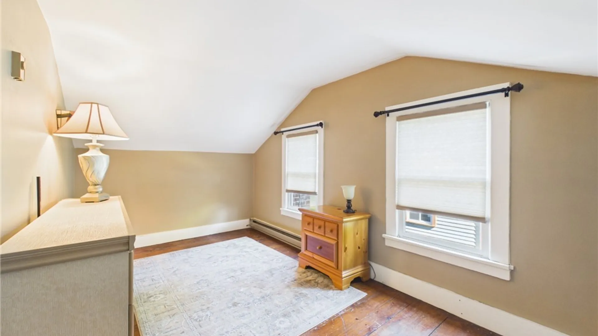 Property at 33 N Ellicott Street, Amherst, NY 14221 34