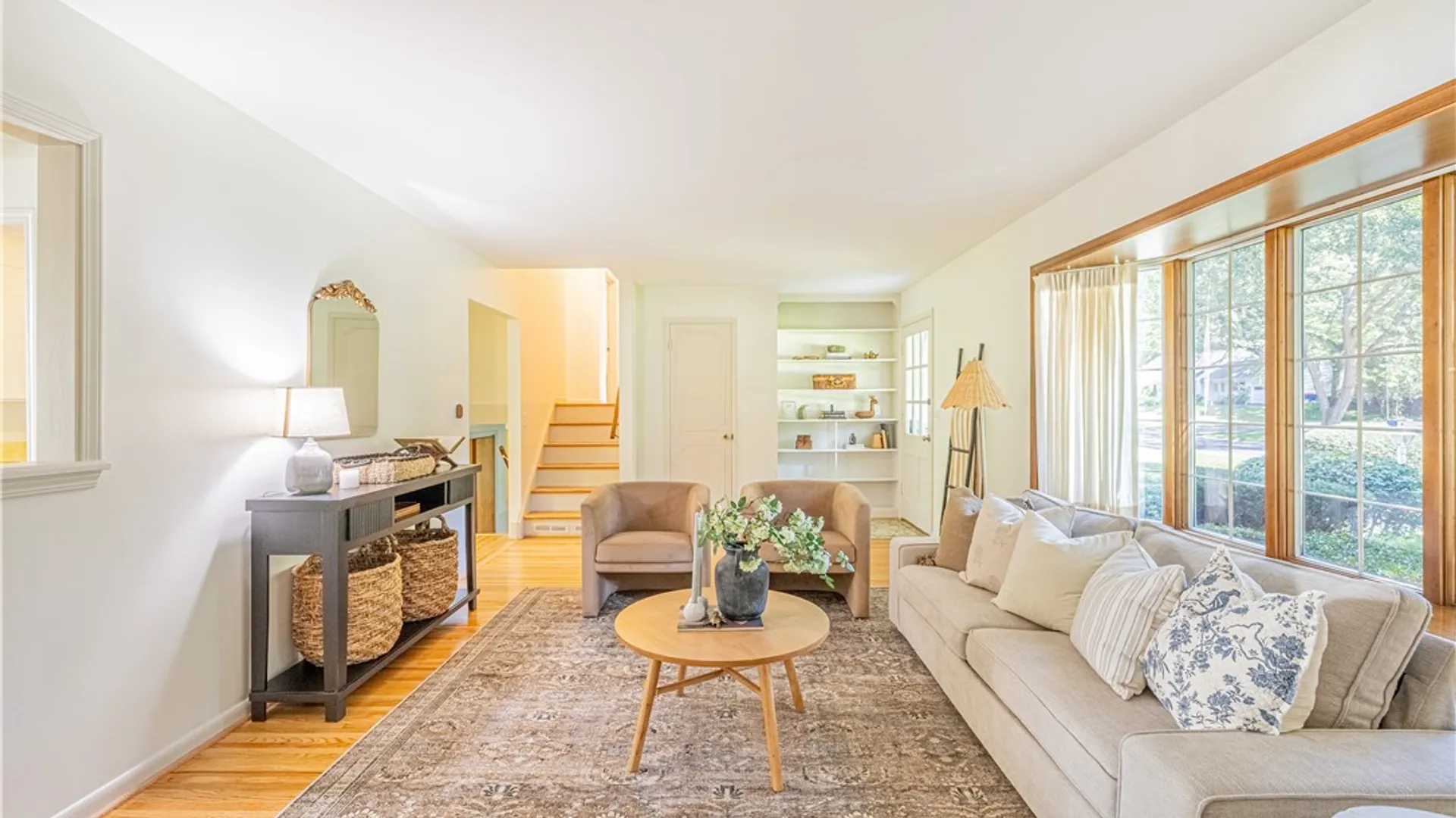 Property at 24 Shire Oaks Drive, Pittsford, NY 14534 5
