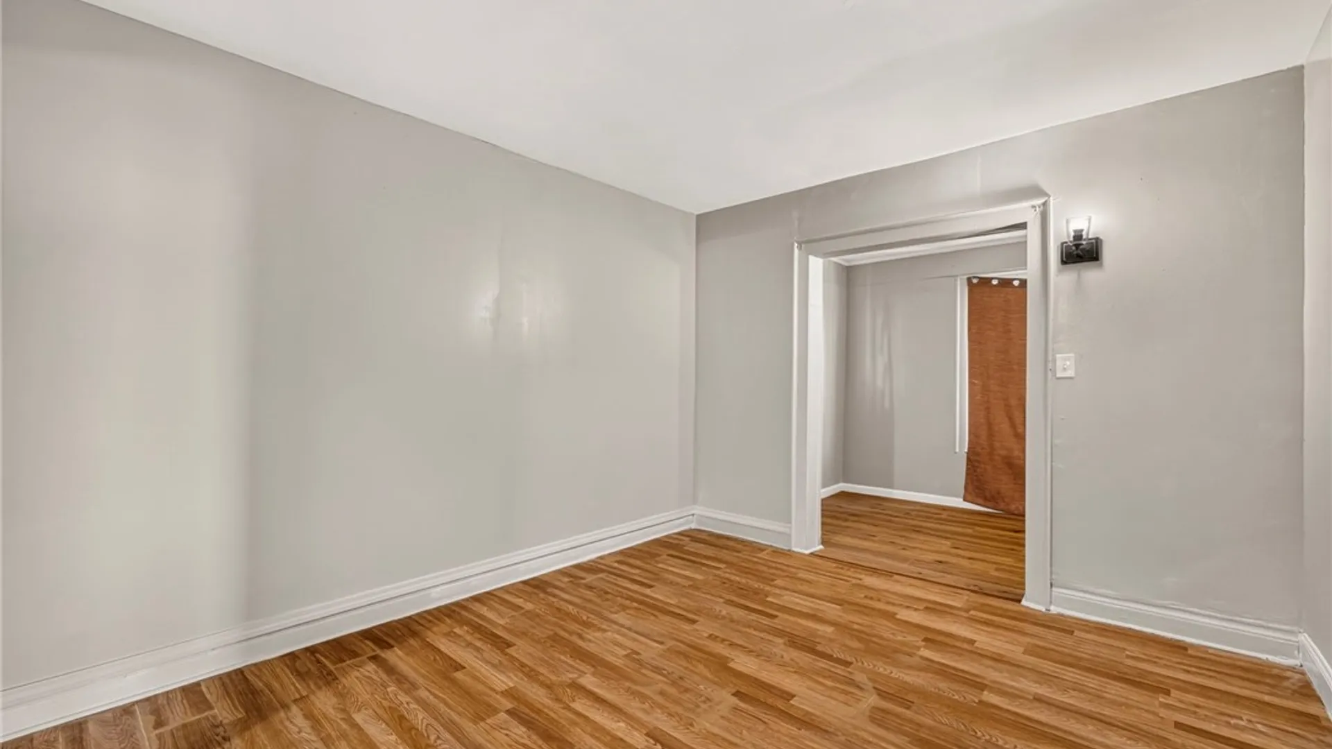 Property at 17 Inter Park Avenue, Buffalo, NY 14211 9