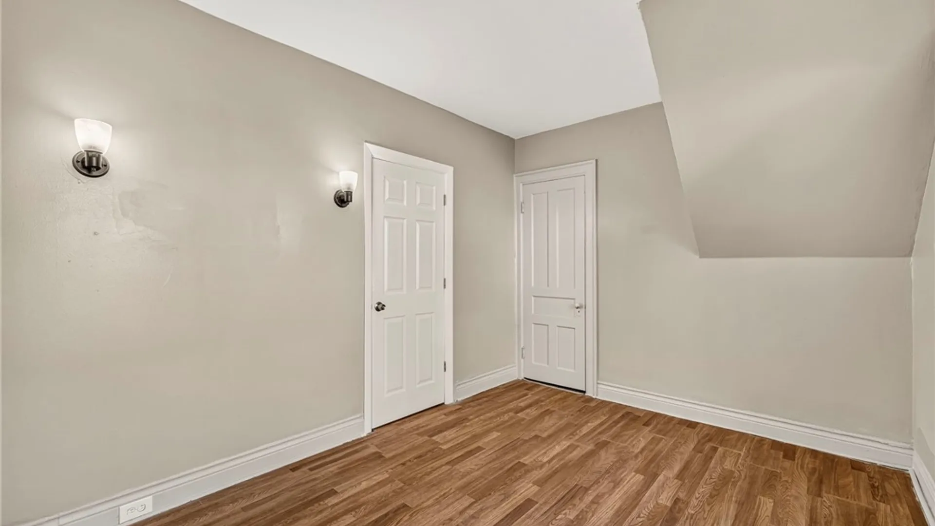 Property at 17 Inter Park Avenue, Buffalo, NY 14211 14