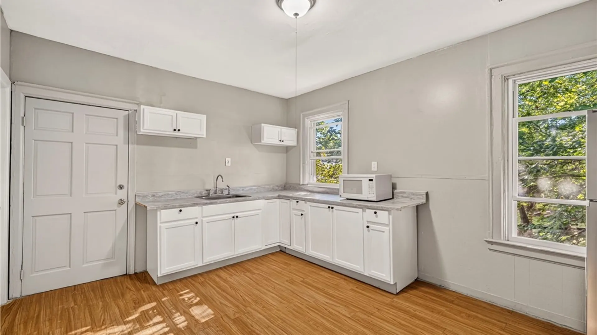 Property at 17 Inter Park Avenue, Buffalo, NY 14211 37