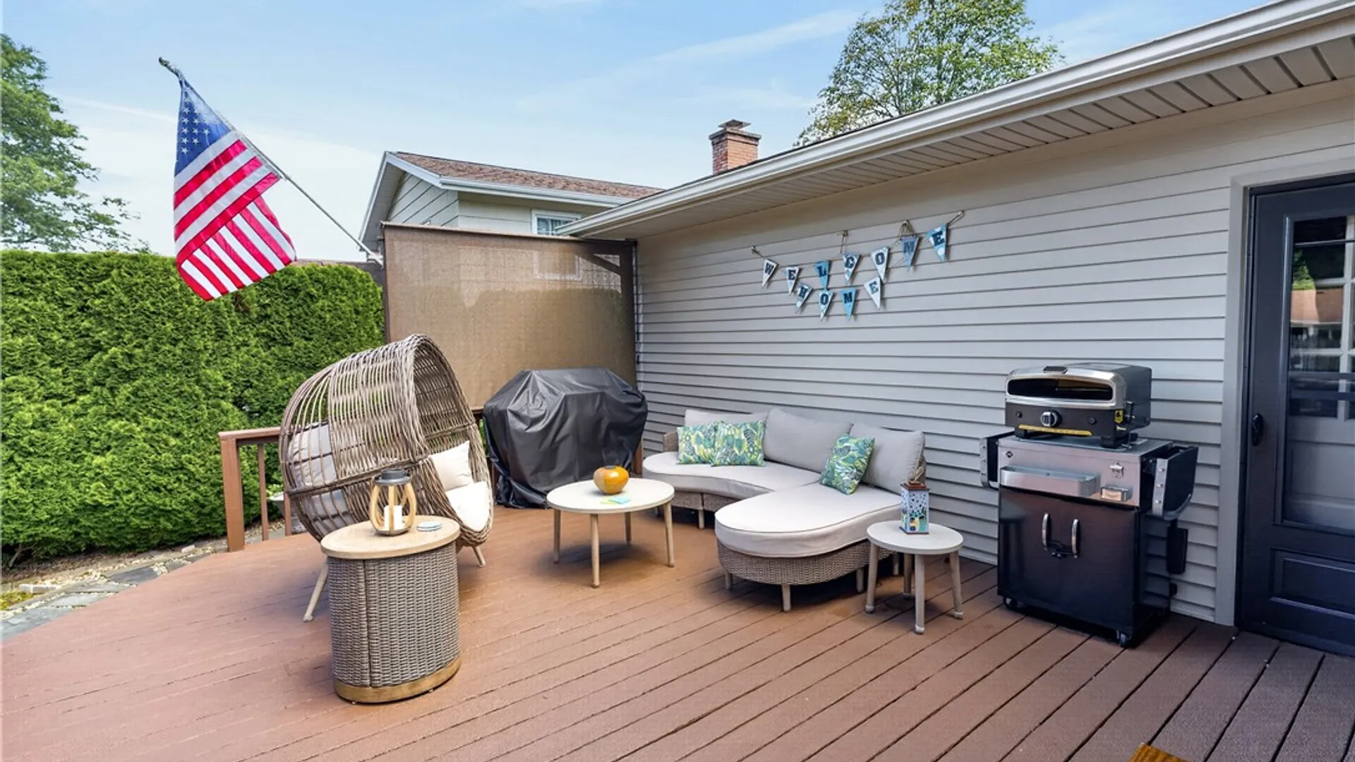 Property at 86 Courtly Circle, Greece, NY 14615 46