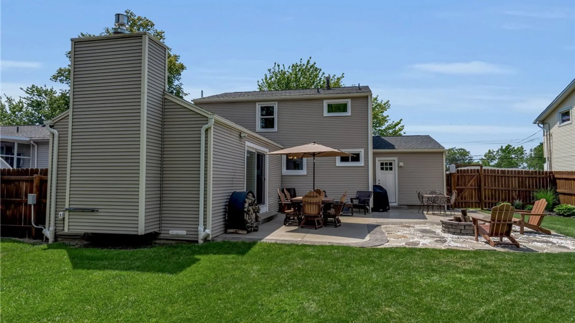 Property at 5067 Bradley Lane, Hamburg, NY 14075 44