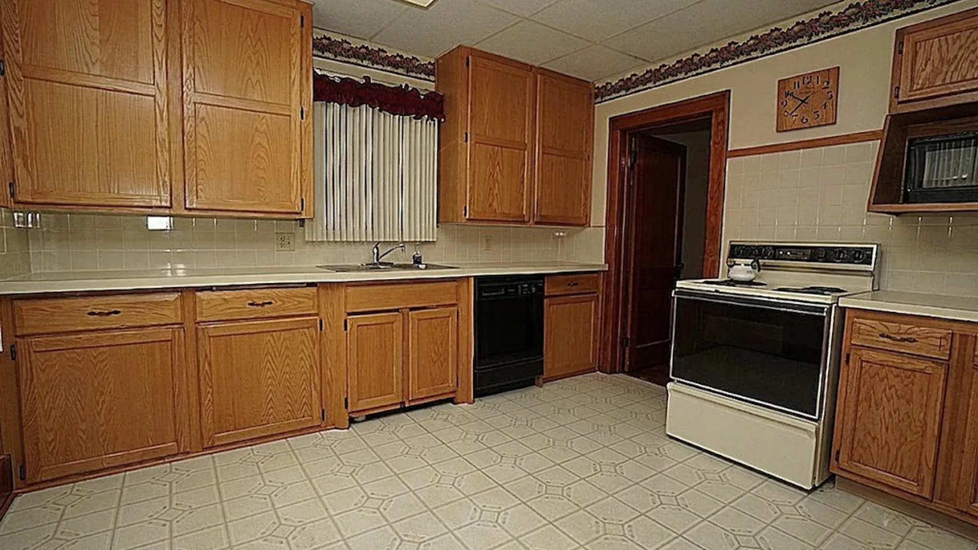 Property at 209 Sommer Street, North Tonawanda, NY 14120 11