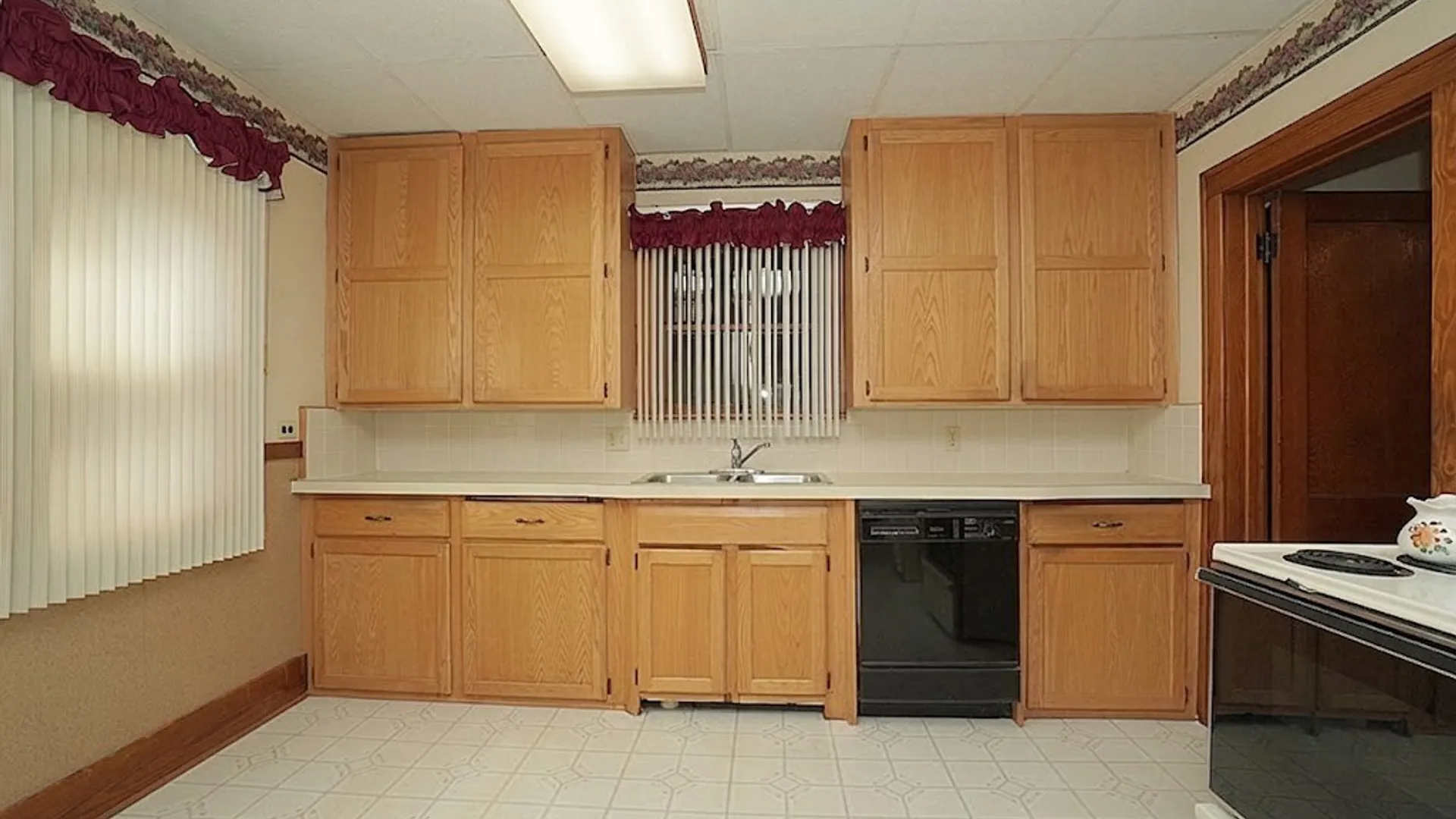 Property at 209 Sommer Street, North Tonawanda, NY 14120 12