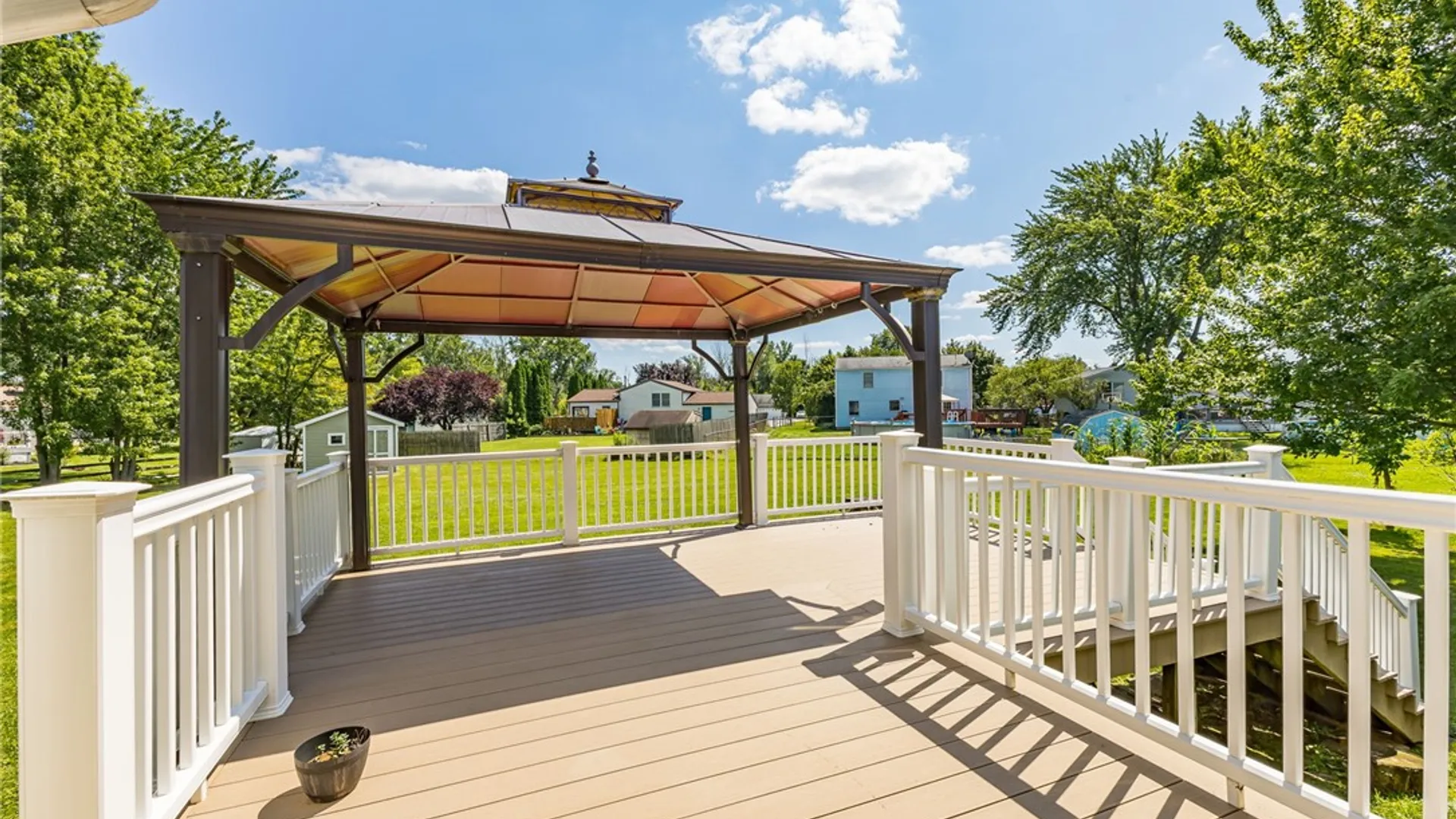 Property at 46 Weather Wood Lane, Greece, NY 14612 27