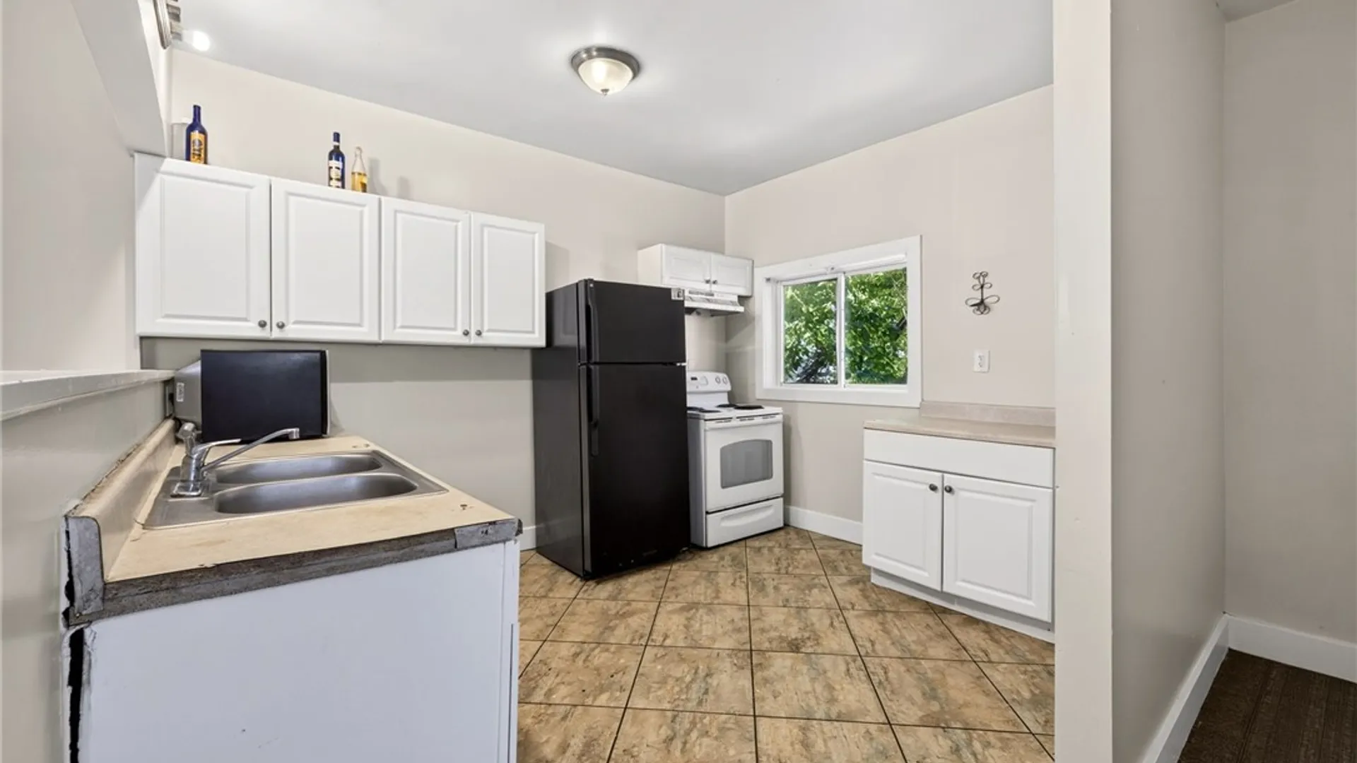 Property at 727 Dewey Avenue, Rochester, NY 14613 13