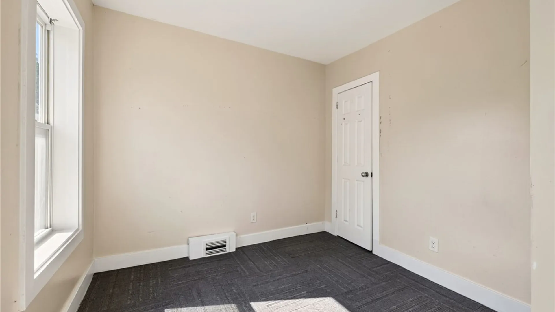 Property at 727 Dewey Avenue, Rochester, NY 14613 19