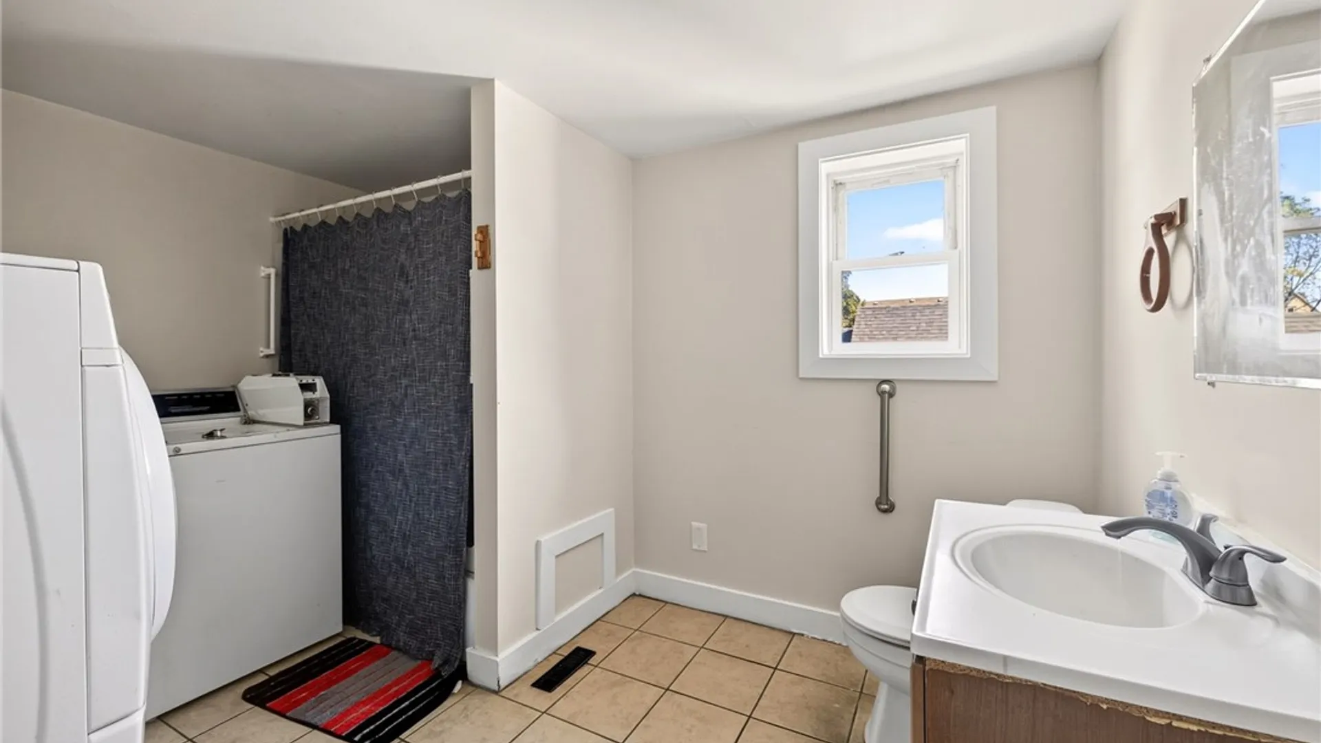 Property at 727 Dewey Avenue, Rochester, NY 14613 20