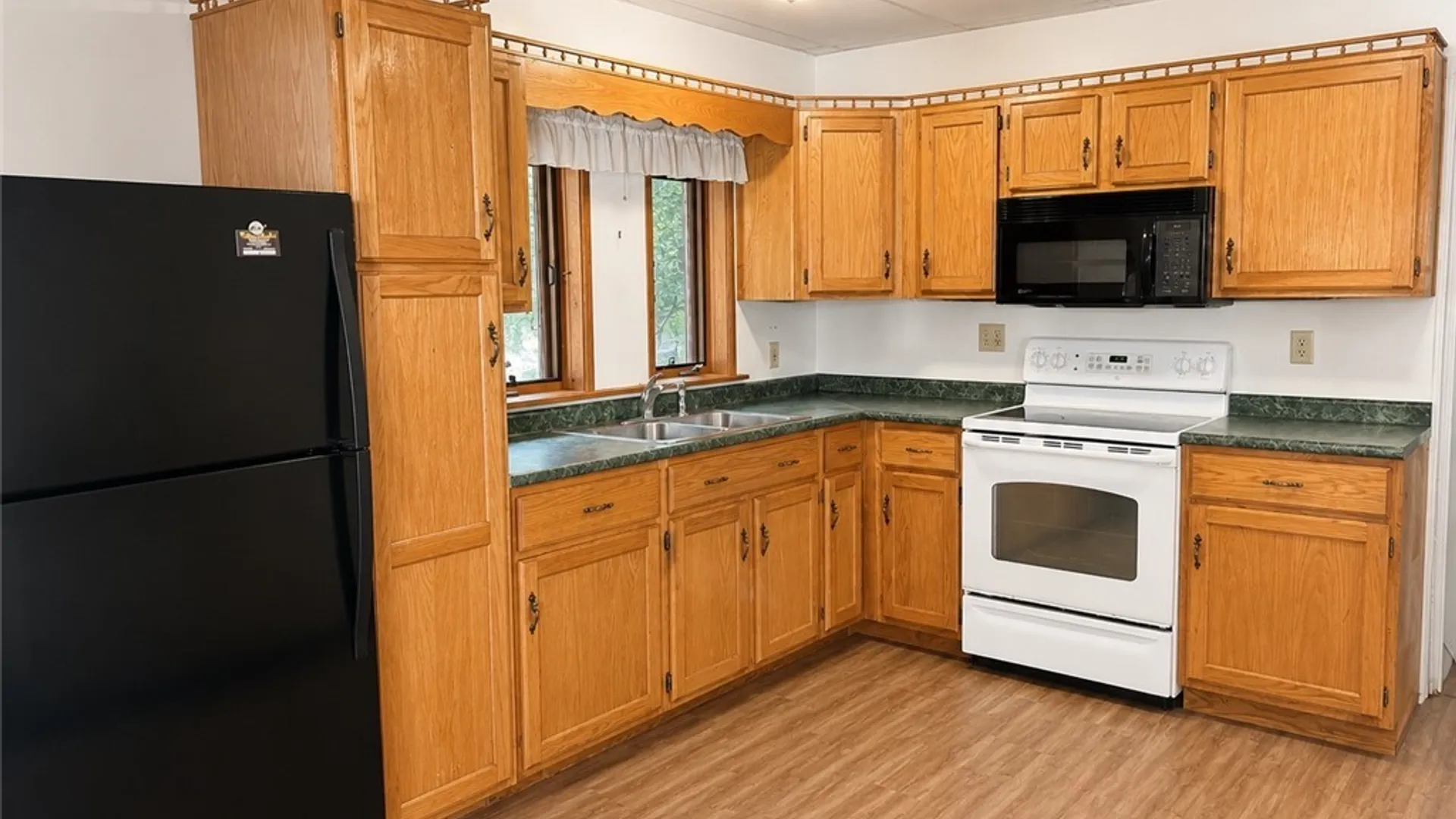 Property at 129 Weeks Street, Jamestown, NY 14701 6