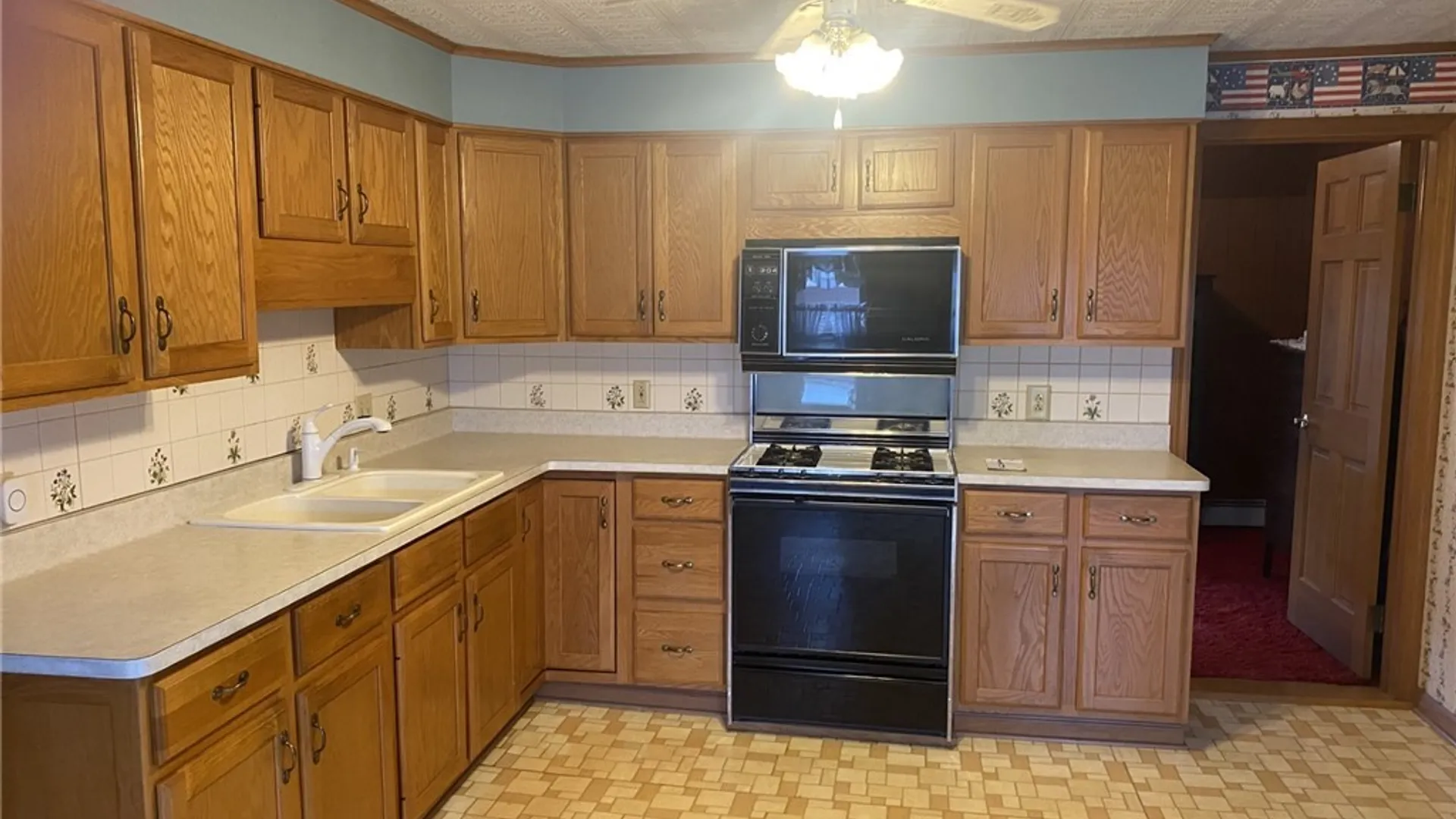 Property at 75 Crane Street, Lancaster, NY 14043 21