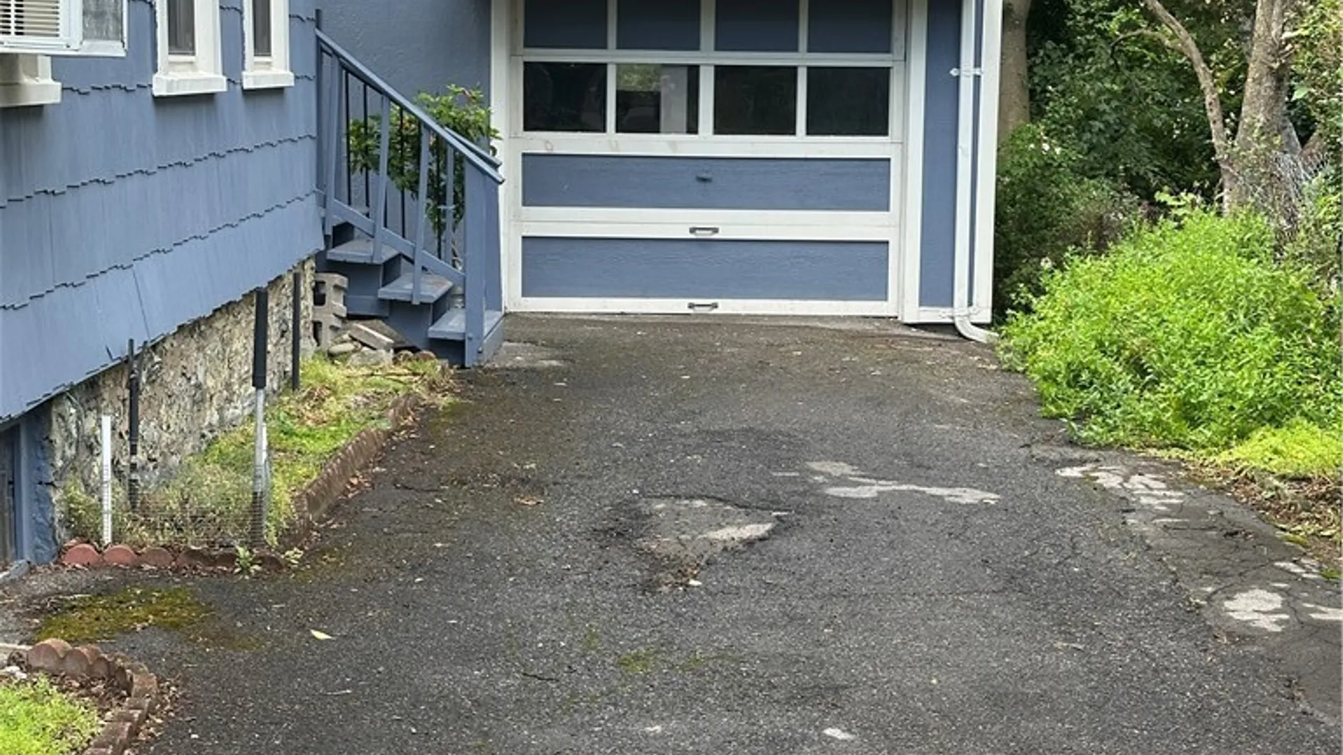 Property at 328 Grant Avenue, Syracuse, NY 13207 3