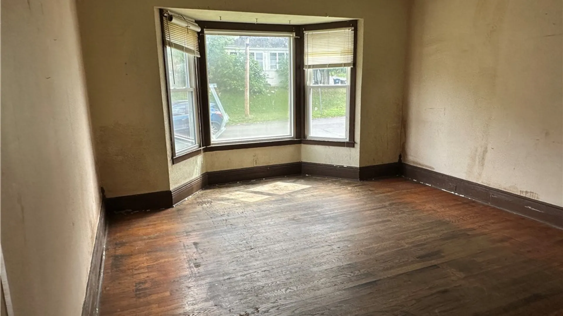 Property at 328 Grant Avenue, Syracuse, NY 13207 6