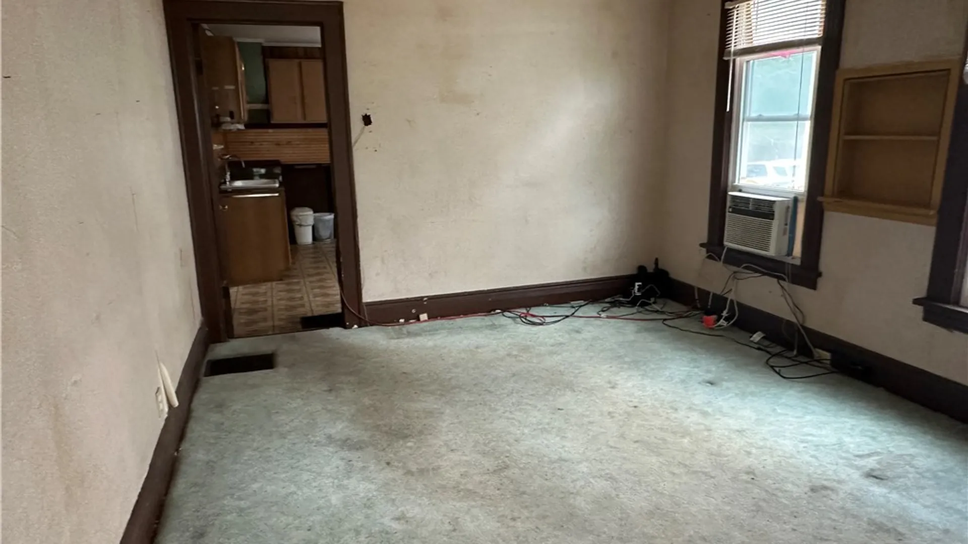 Property at 328 Grant Avenue, Syracuse, NY 13207 7