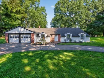 Property at 146 Crossover Road, Perinton, NY 14450