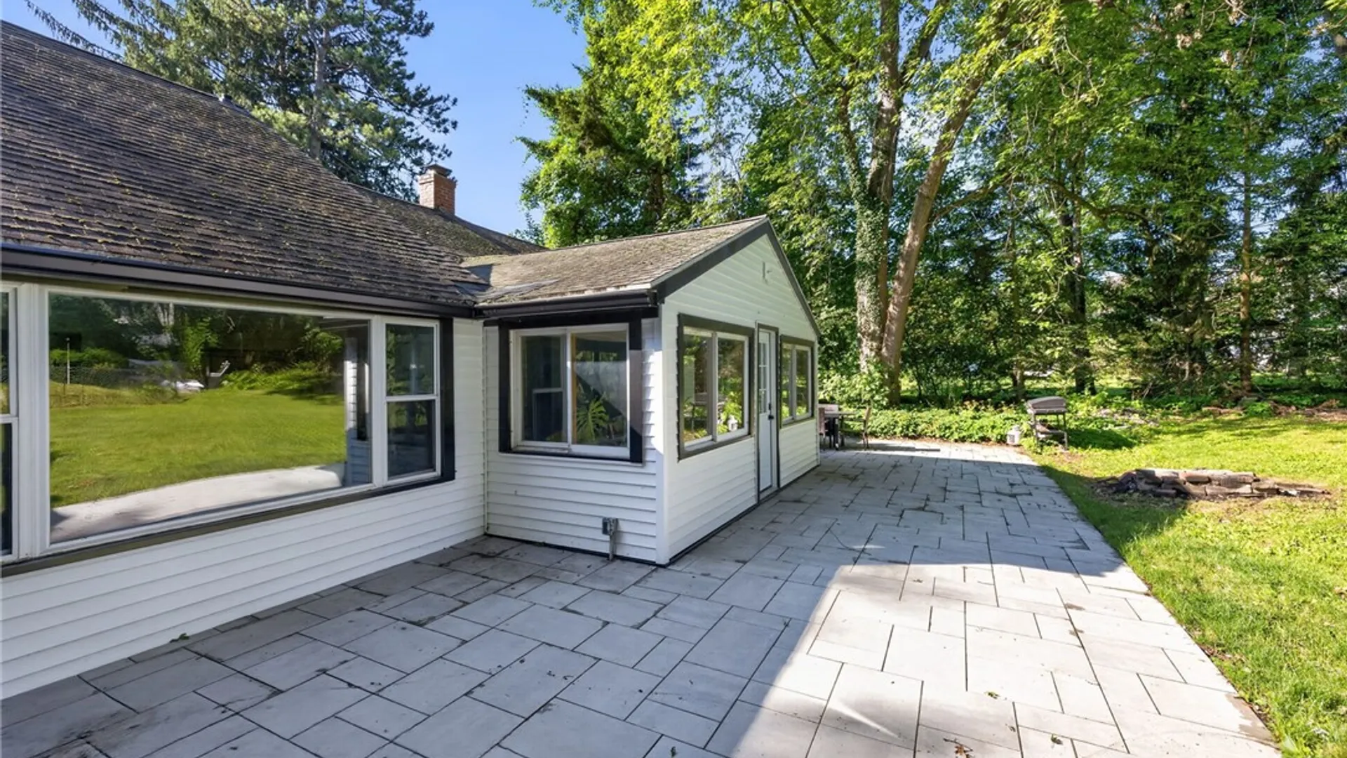 Property at 146 Crossover Road, Perinton, NY 14450 32
