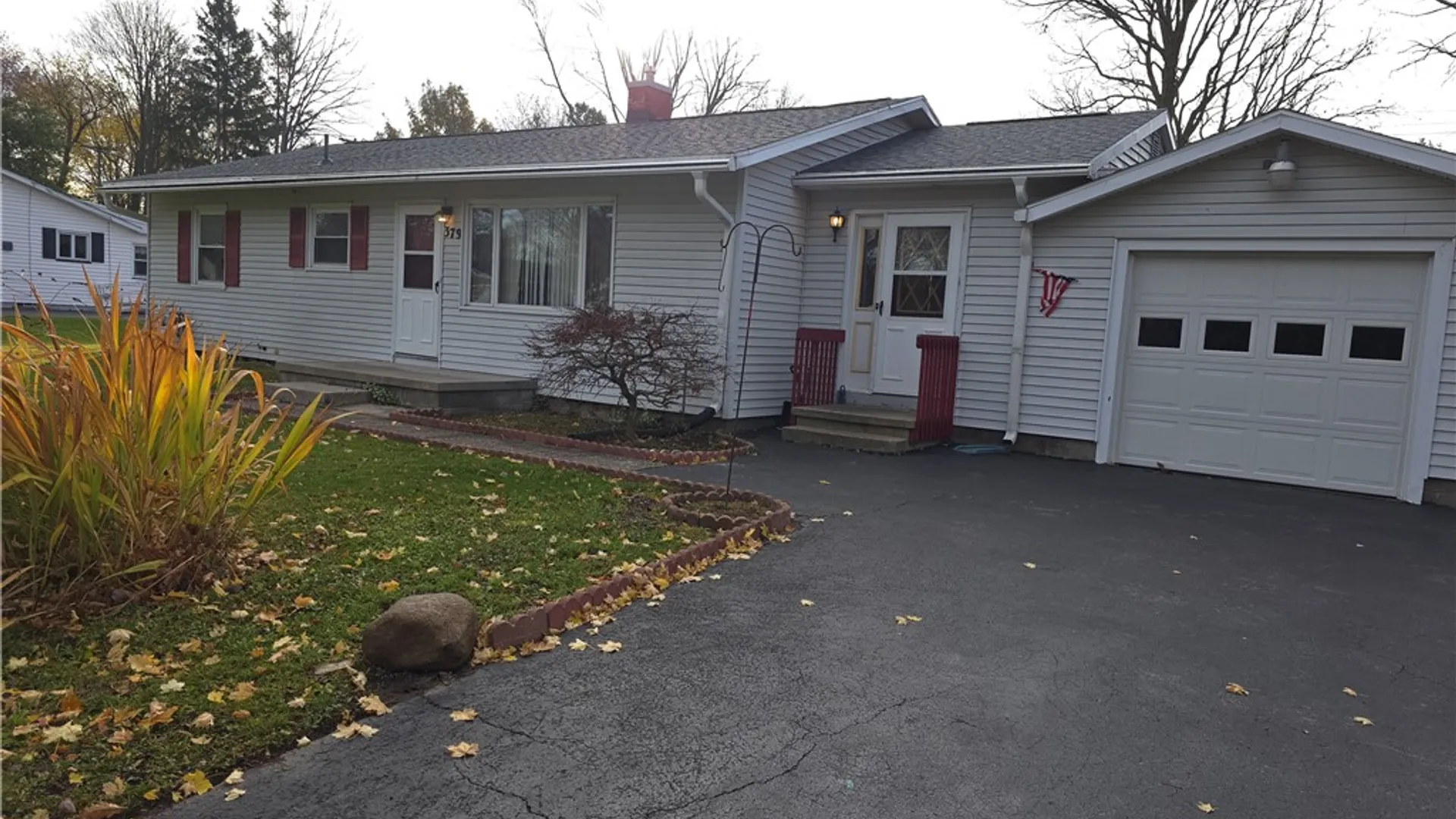 Property at 379 Hollybrook Road, Henrietta, NY 14623 3