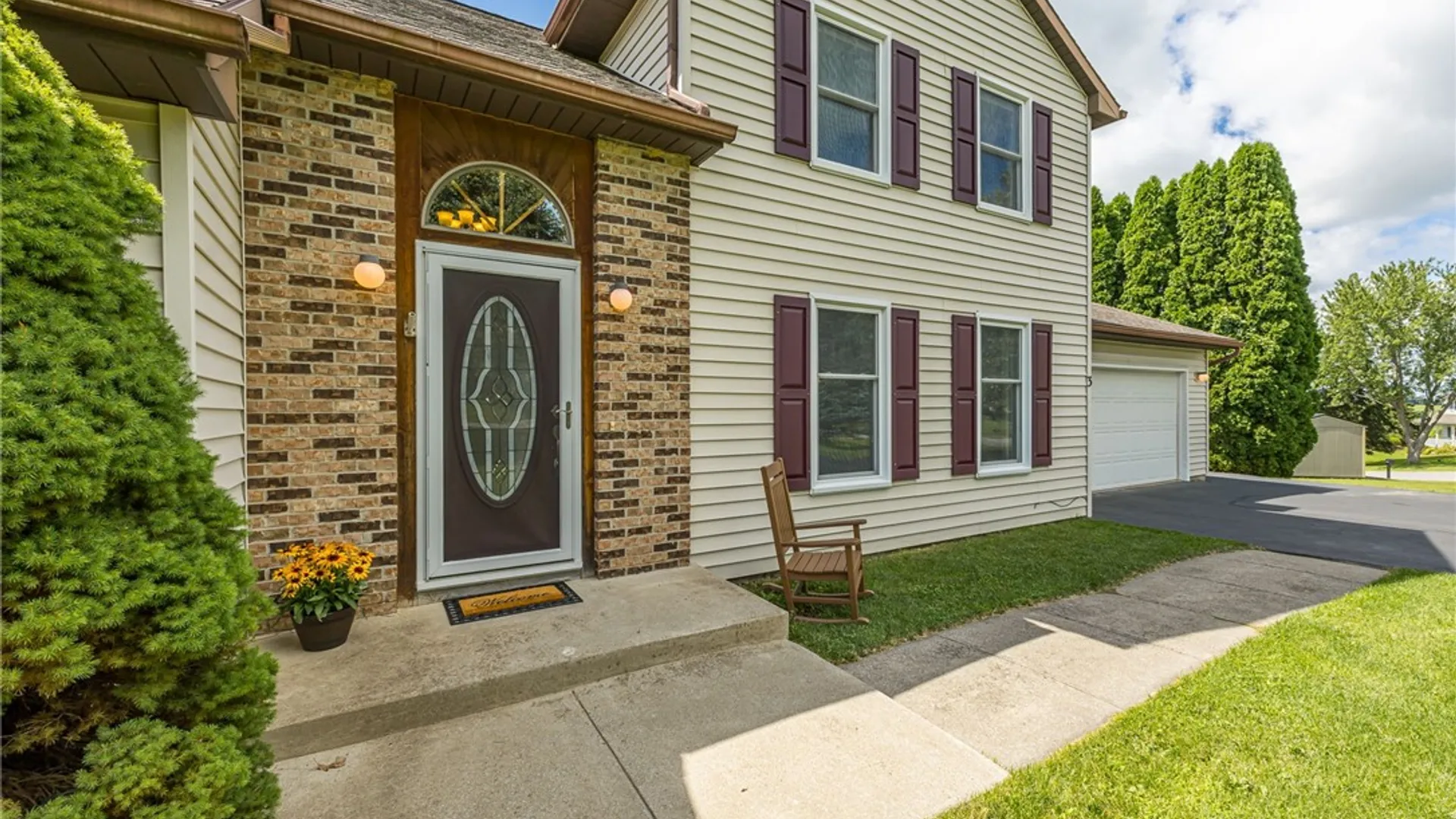 Property at 3 Pennsylvania Avenue, Livonia, NY 14414 3
