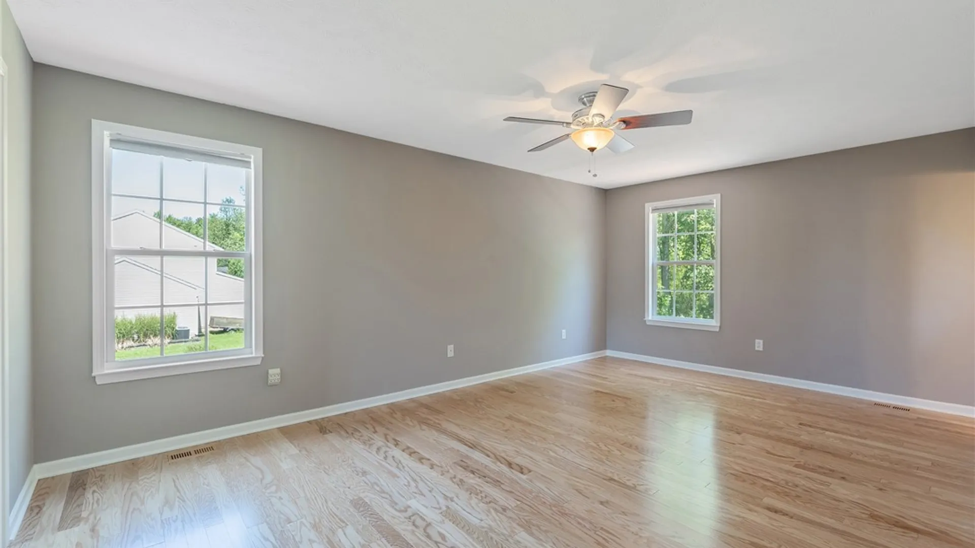 Property at 106 Victory Lane, Camillus, NY 13164 17