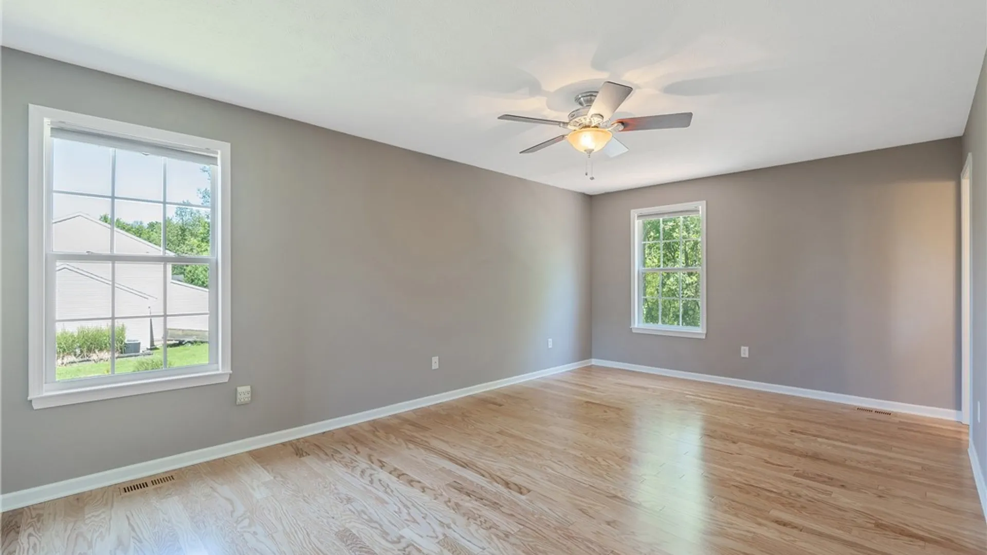 Property at 106 Victory Lane, Camillus, NY 13164 18
