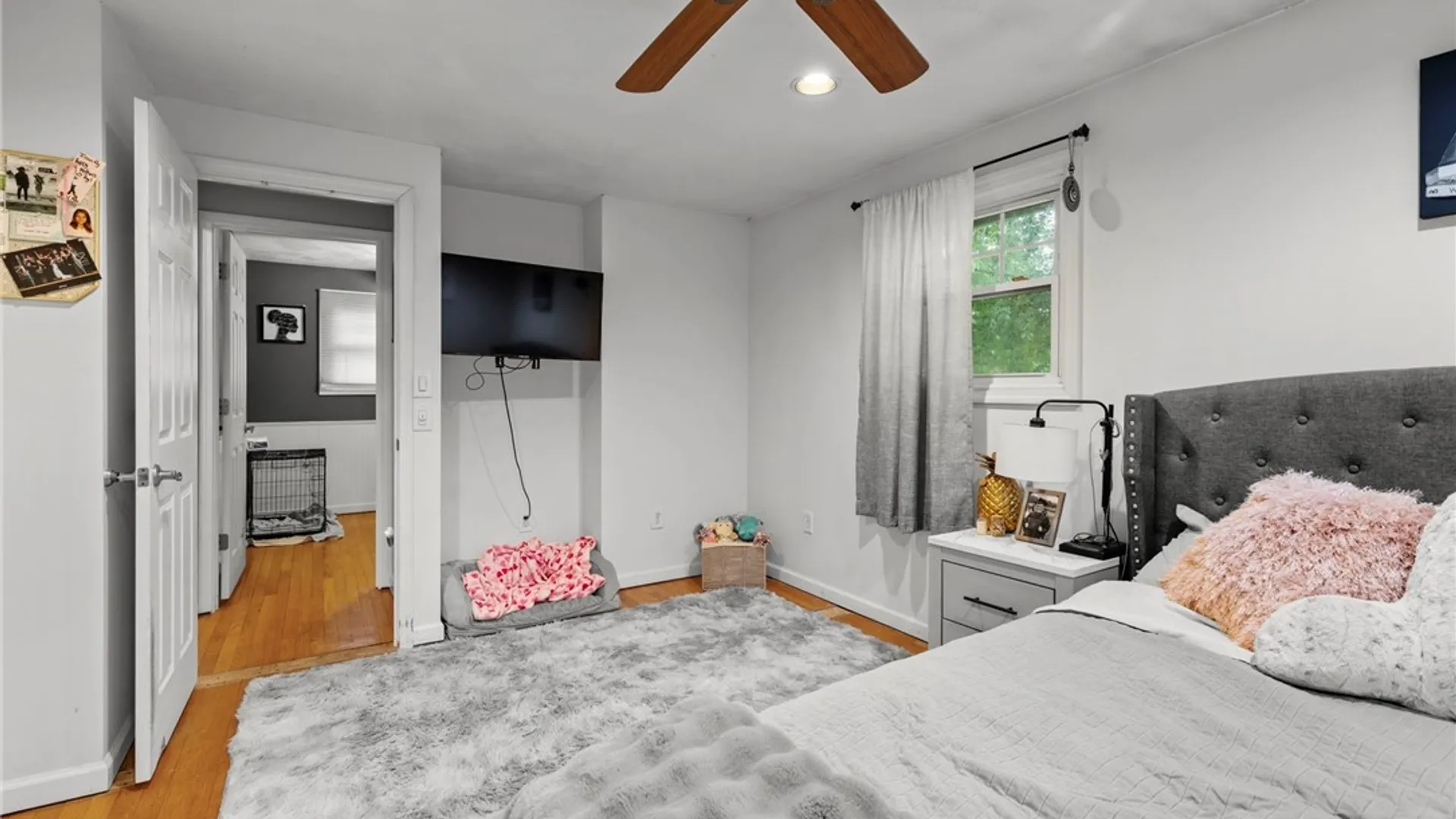 Property at 203 Wells Avenue, Clay, NY 13212 28