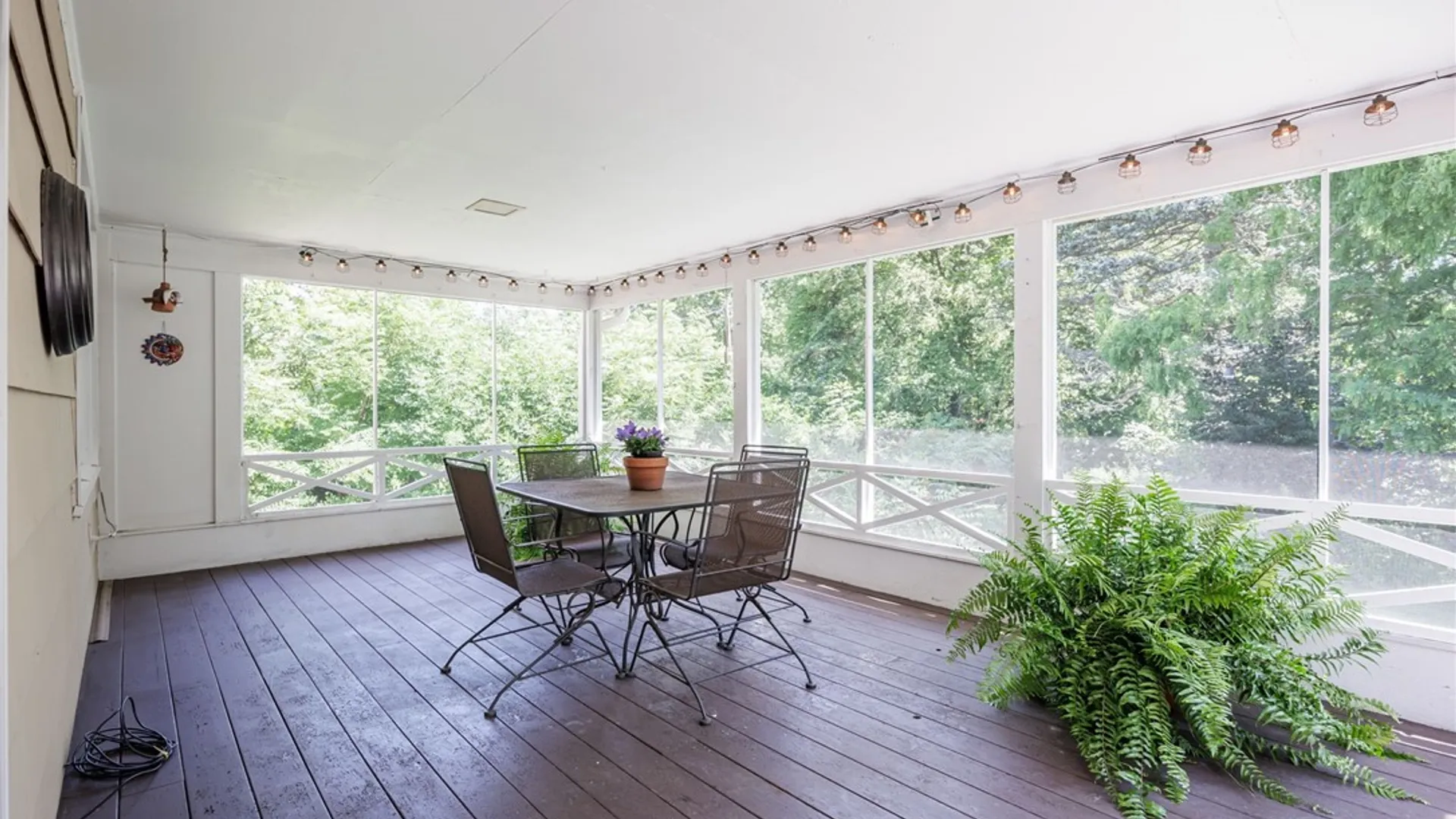 Property at 512 Black Walnut Drive, Greece, NY 14615 16