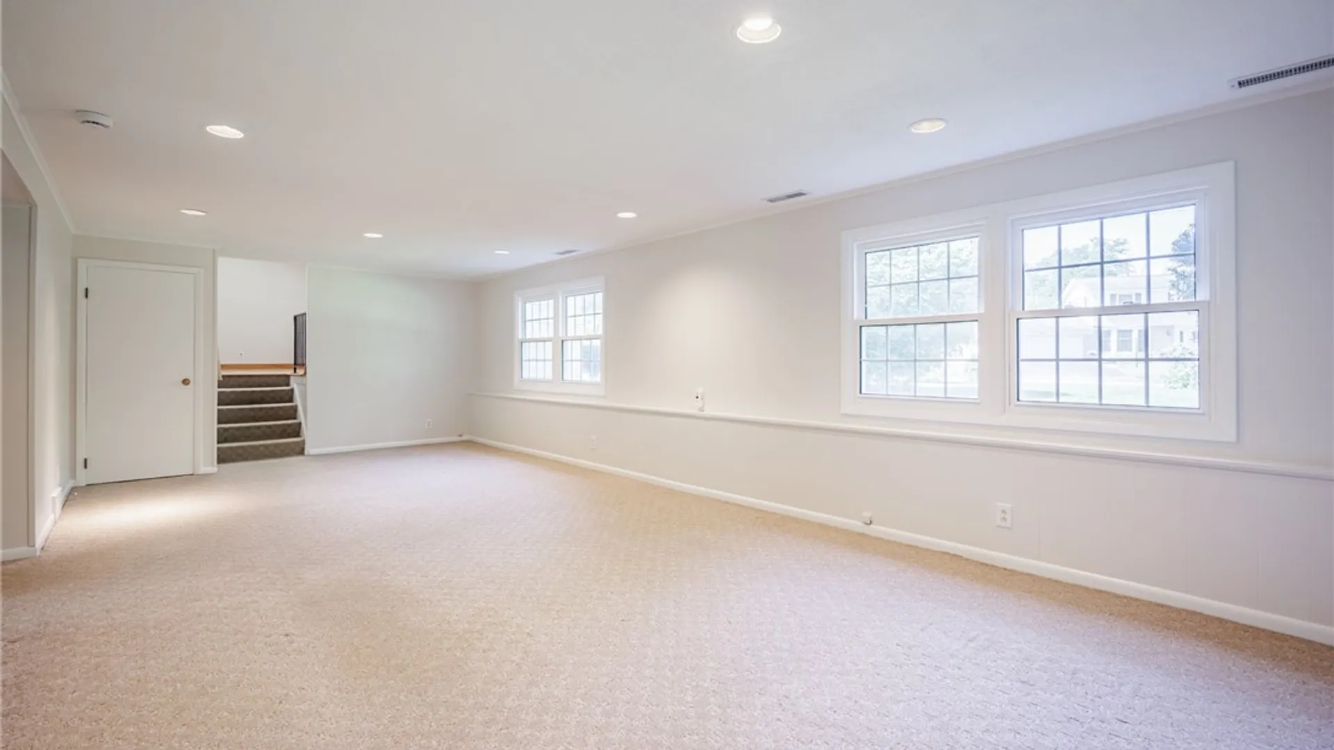Property at 512 Black Walnut Drive, Greece, NY 14615 31