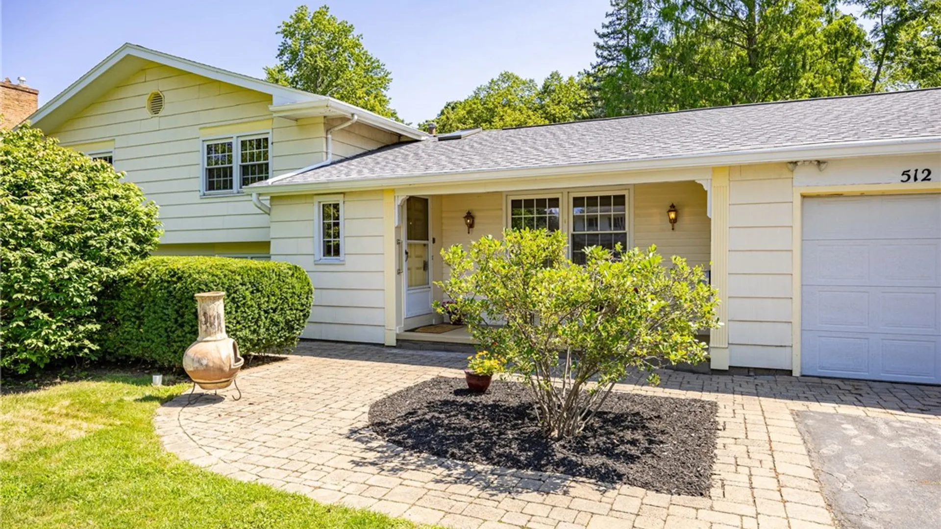 Property at 512 Black Walnut Drive, Greece, NY 14615 46