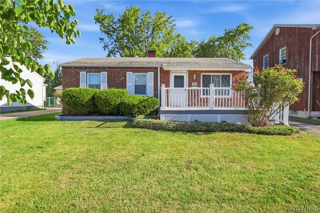 Property at 250 Desmond Drive, Tonawanda, NY 14150