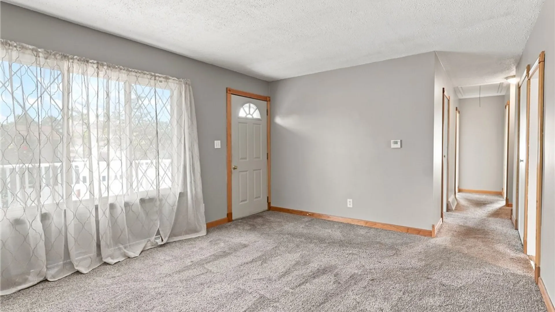 Property at 250 Desmond Drive, Tonawanda, NY 14150 12