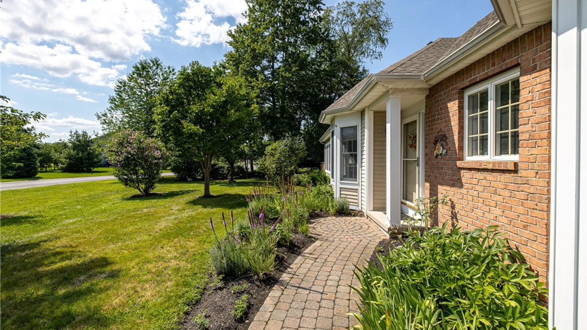 Property at 760 Bel Arbor Trail, Webster, NY 14580 3