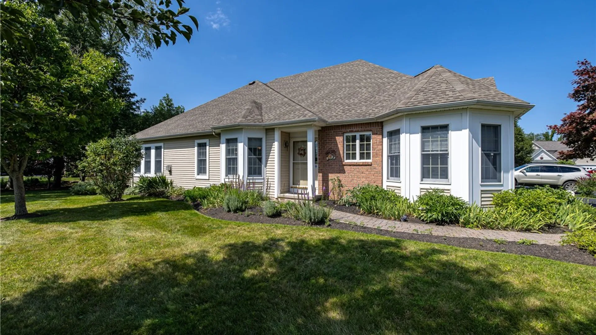 Property at 760 Bel Arbor Trail, Webster, NY 14580 4