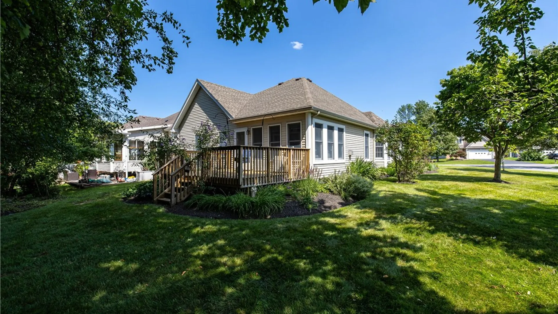 Property at 760 Bel Arbor Trail, Webster, NY 14580 6