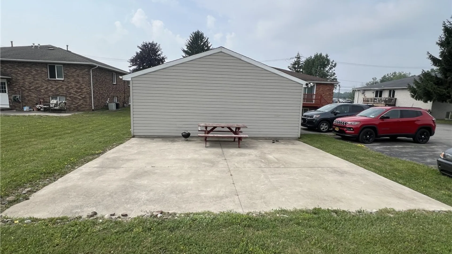 Property at 6335 Robinson Road, Lockport Town, NY 14094 43