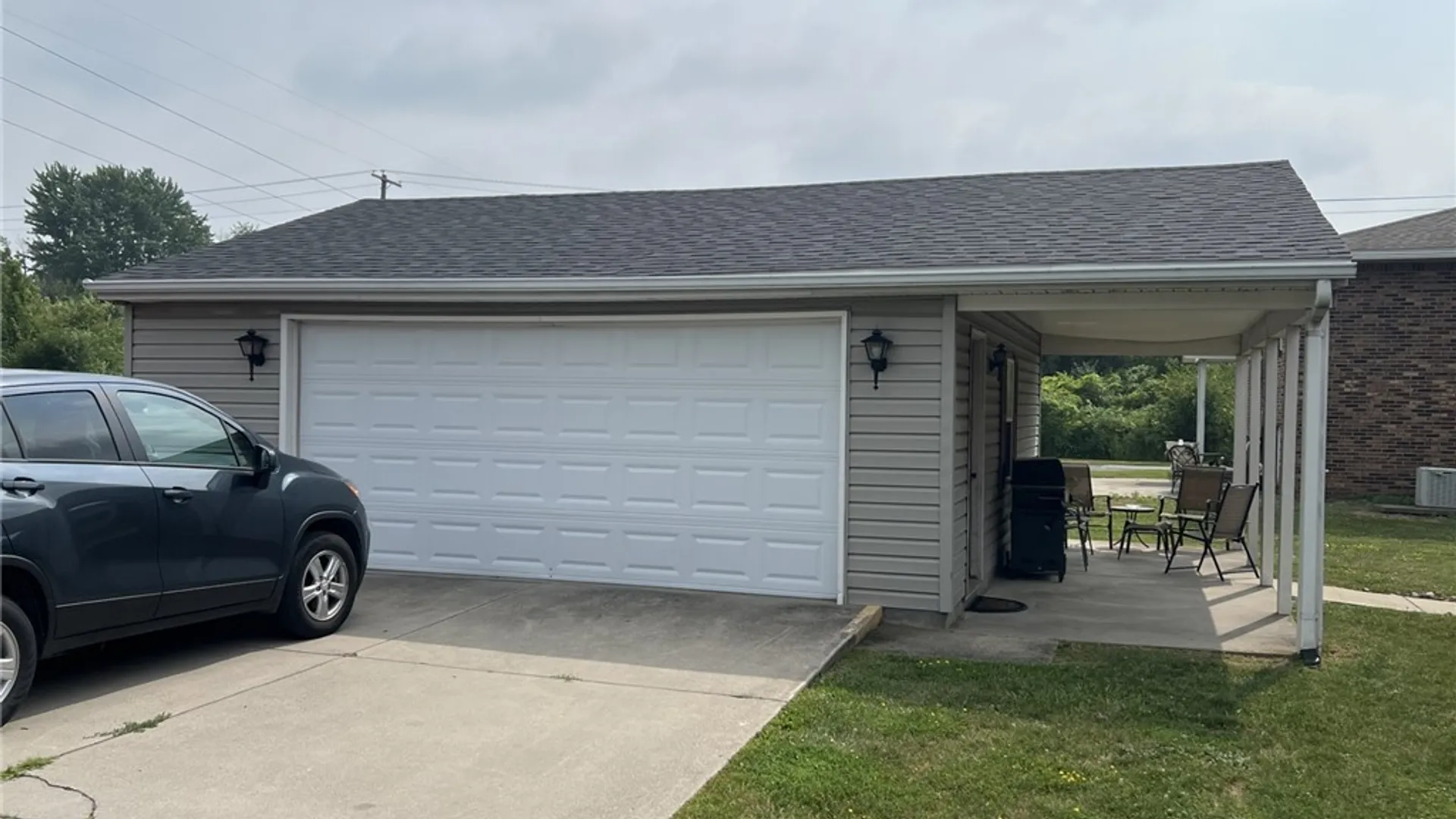 Property at 6335 Robinson Road, Lockport Town, NY 14094 4