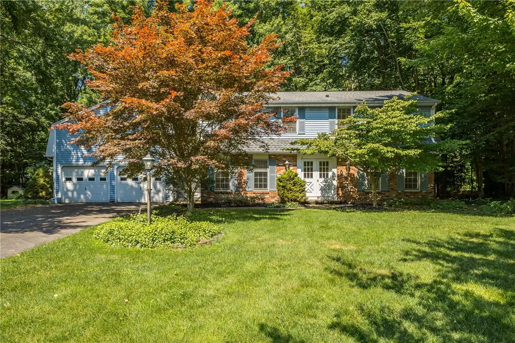 Property at 1244 Millcreek Run, Webster, NY 14580