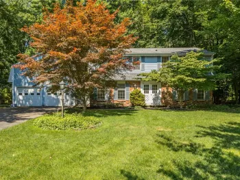 Property at 1244 Millcreek Run, Webster, NY 14580