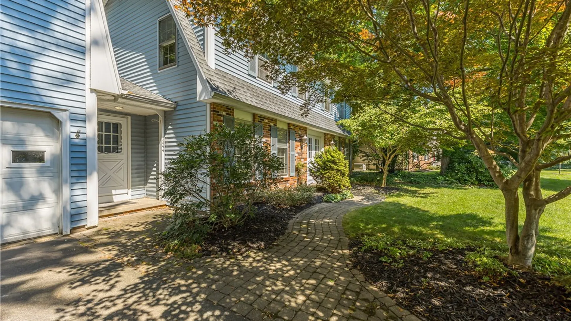 Property at 1244 Millcreek Run, Webster, NY 14580 4