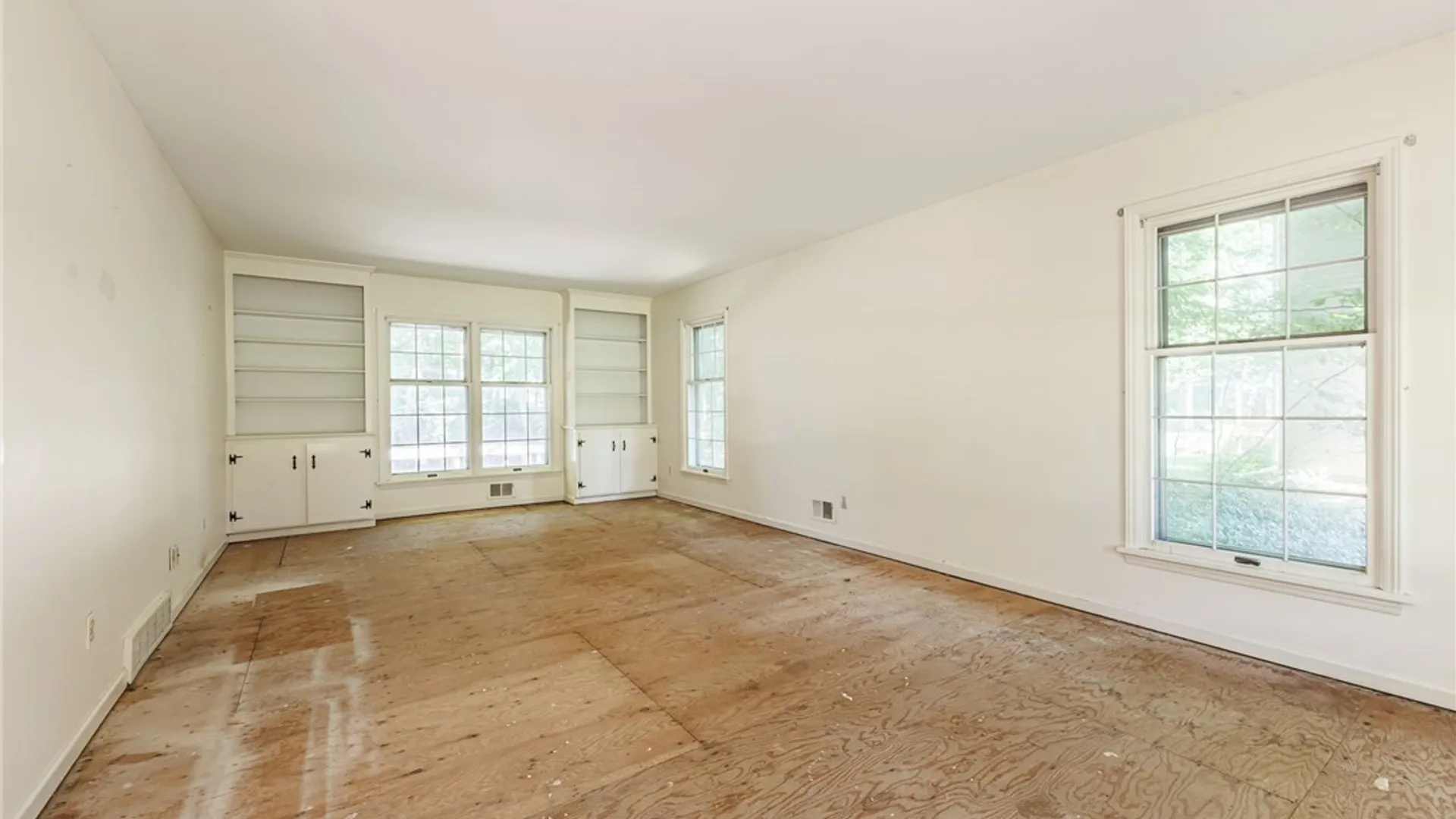 Property at 1244 Millcreek Run, Webster, NY 14580 9