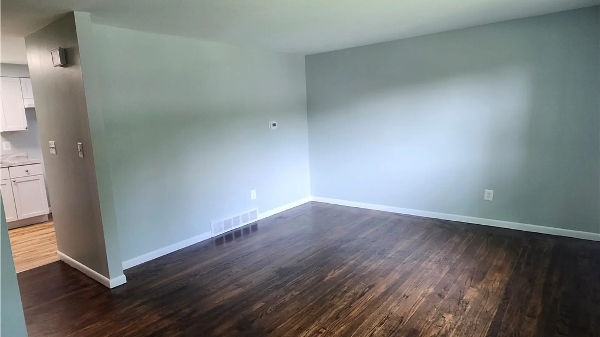 Property at 317 E Glen Avenue, Syracuse, NY 13205 7