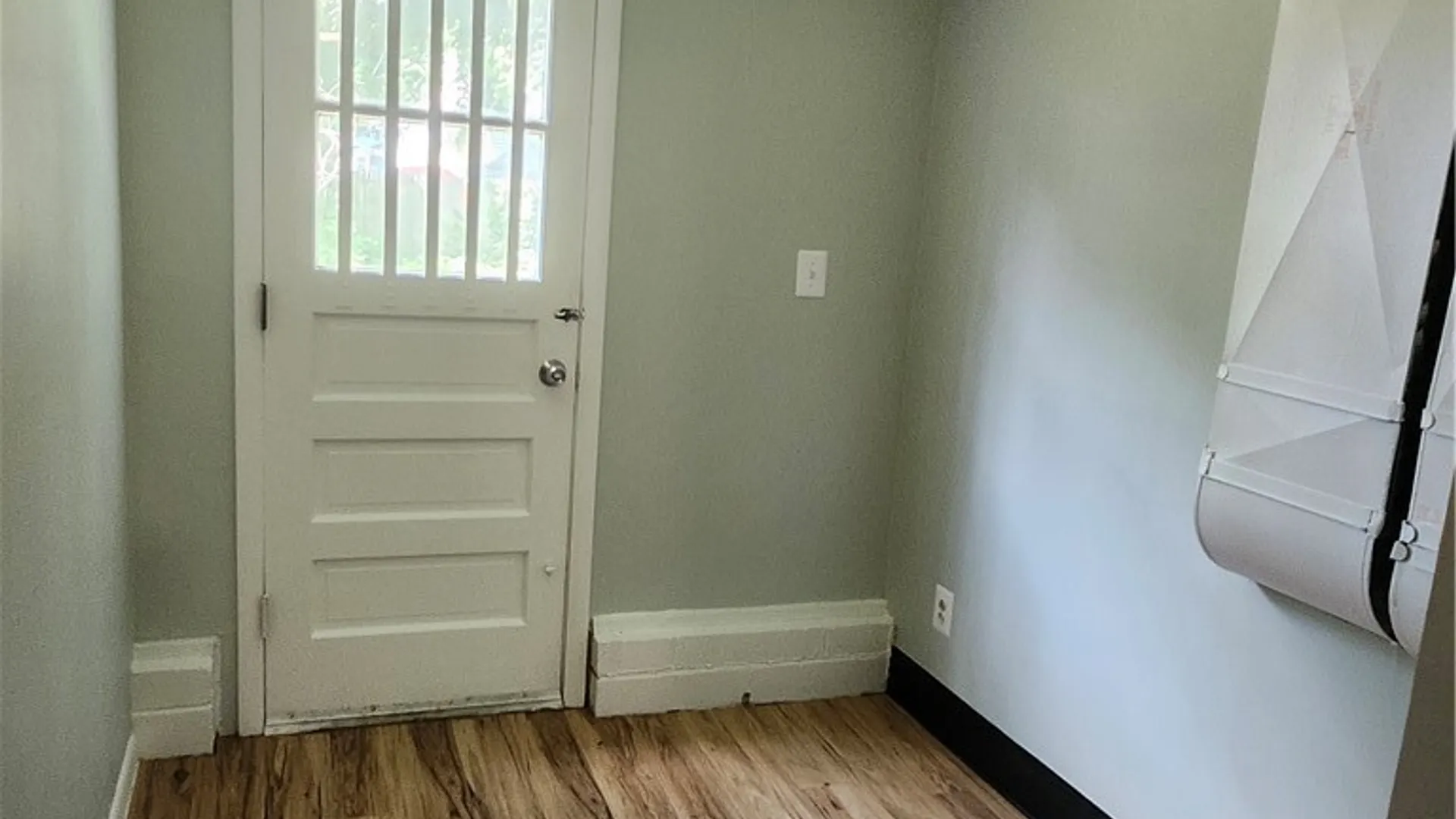 Property at 317 E Glen Avenue, Syracuse, NY 13205 20