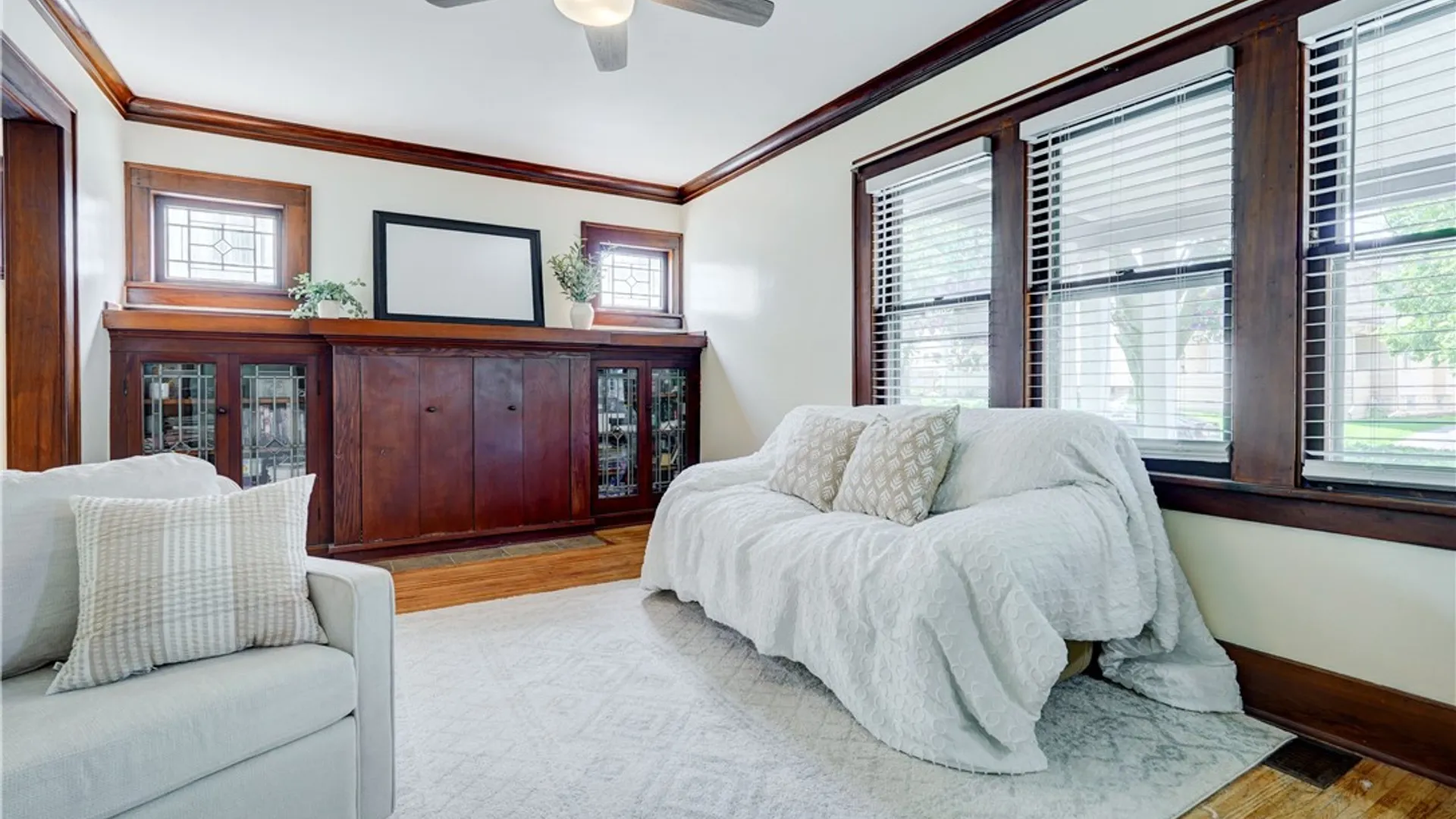 Property at 160 Marion Street, Rochester, NY 14610 4