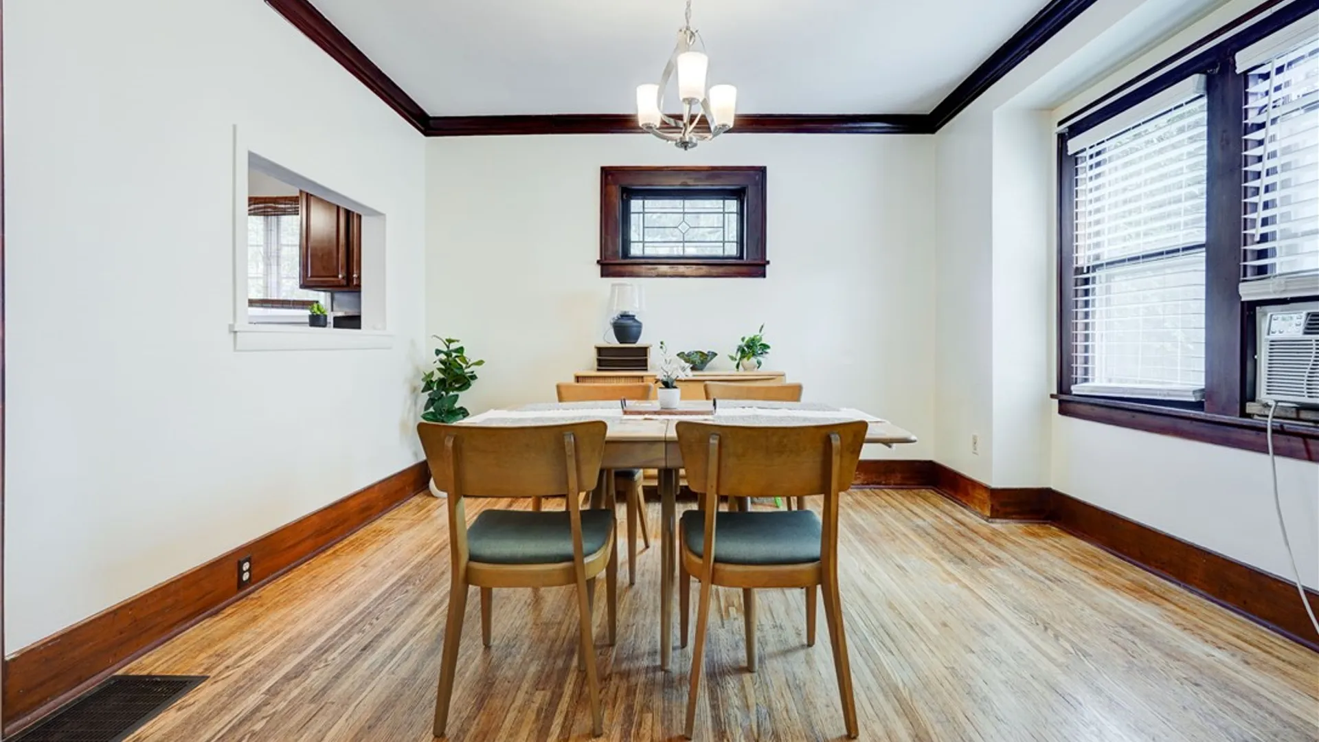 Property at 160 Marion Street, Rochester, NY 14610 9